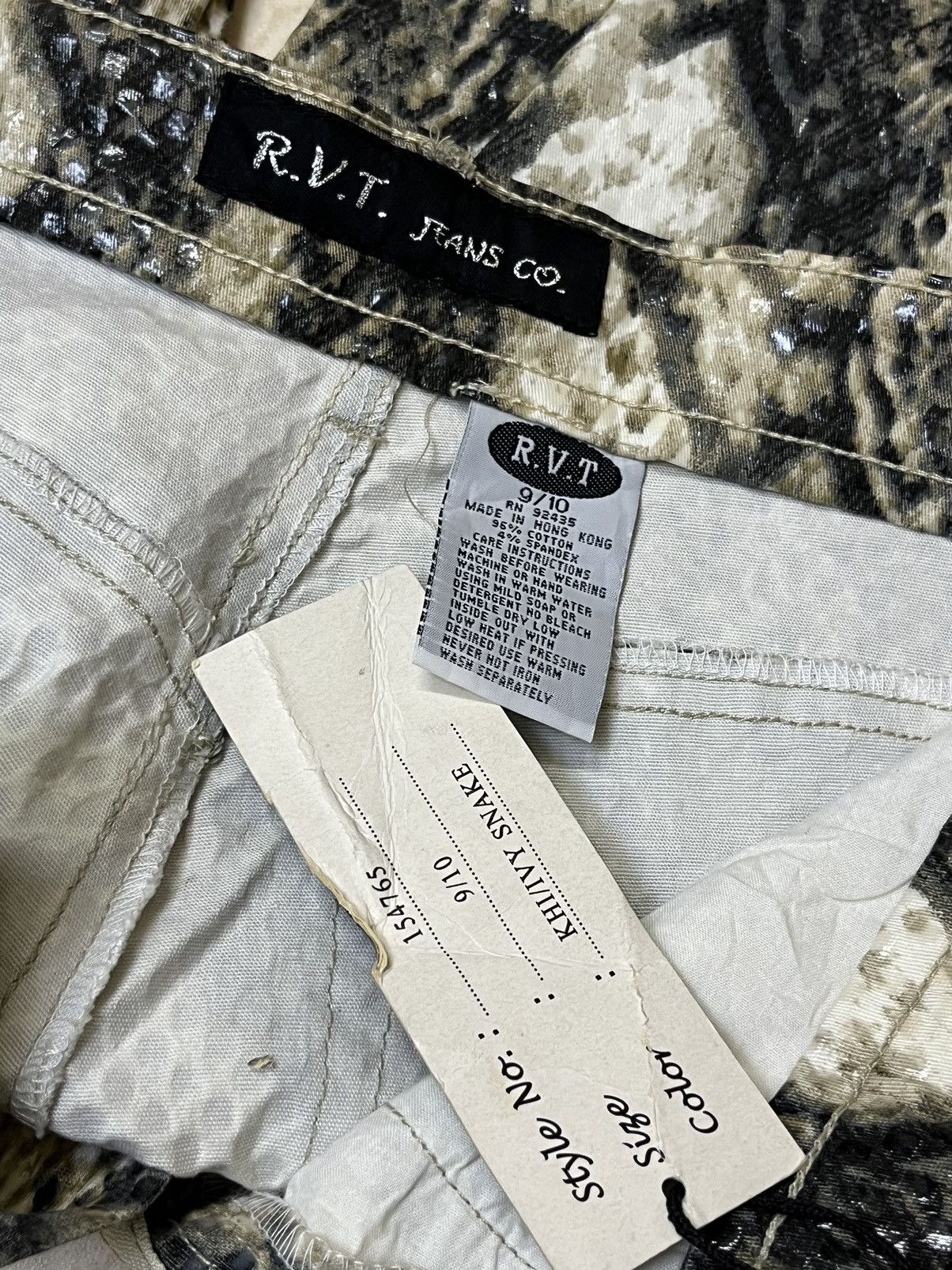 Japanese Brand NWT REVOLT R.V.T JEANS CO SNAKE SKIN PATTERNED FLARED PANTS Size 27" / US 4 / IT 40 - 16 Thumbnail