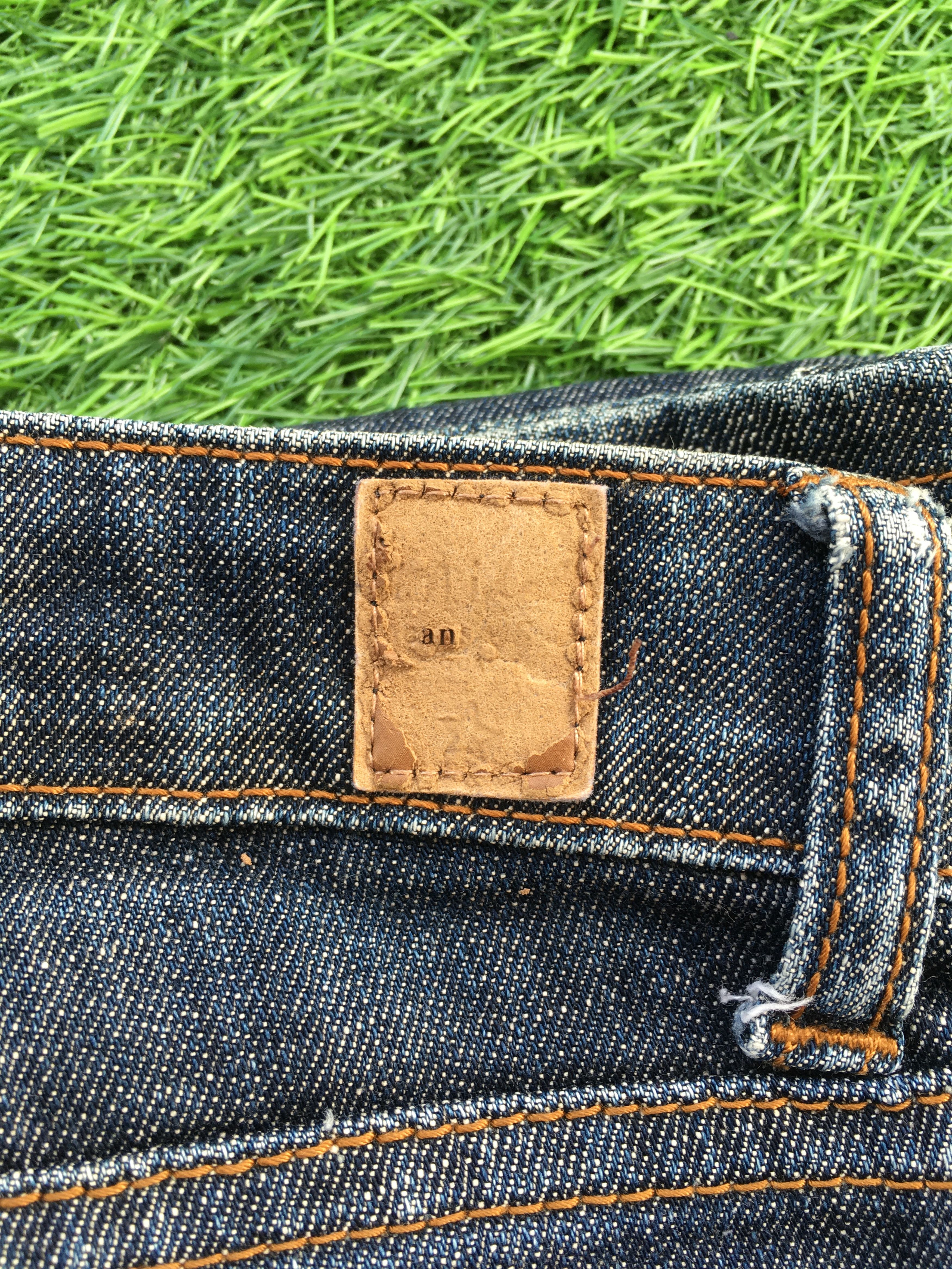 Designer Y2K LA Idol USA Low Rise Distressed Bootcut Jeans D-1174 Size 26" / US 2 / IT 38 - 9 Thumbnail