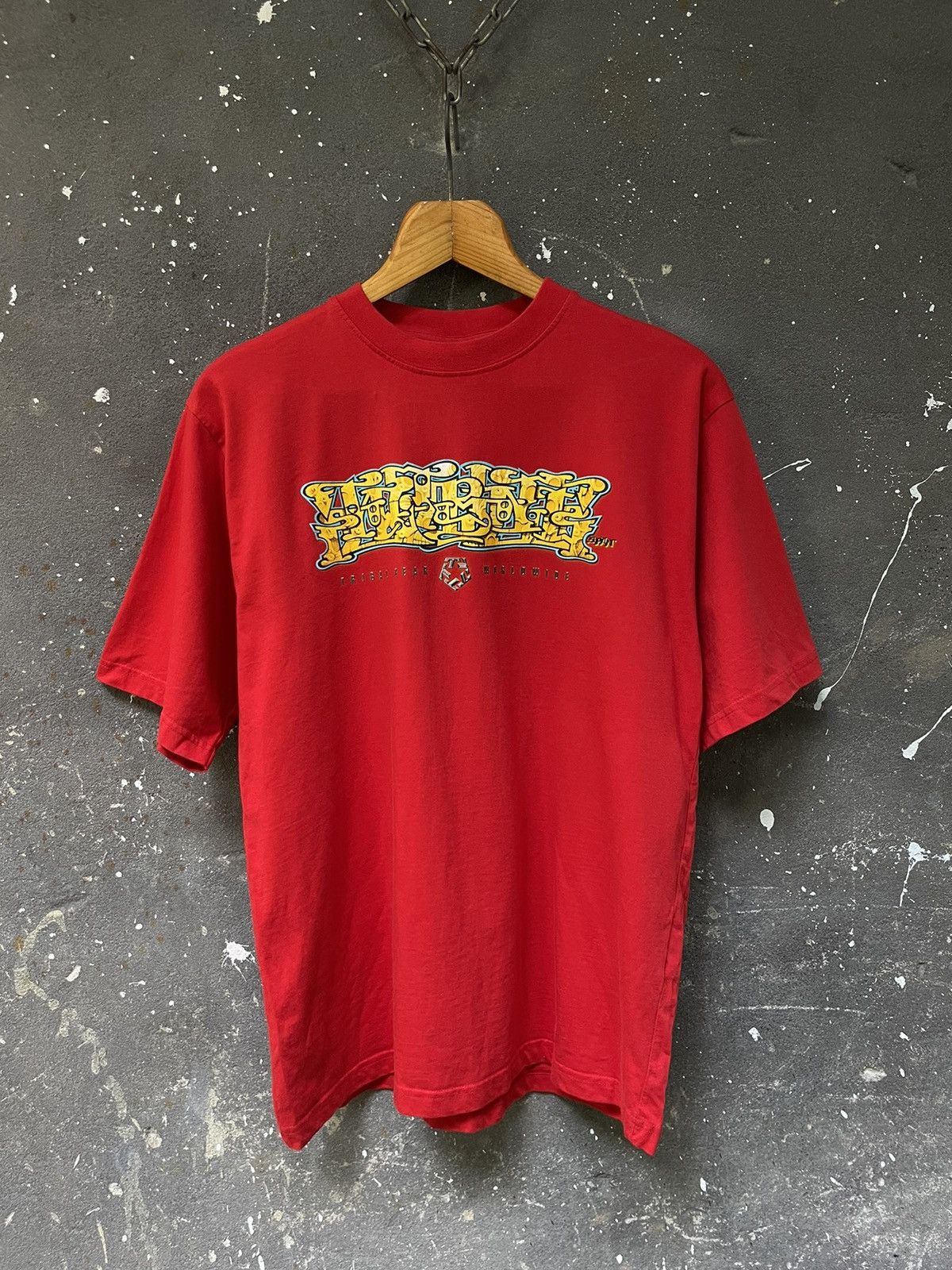 Tribal Streetwear Vintage Tribal Worldwide Graffiti Art T-Shirt RARE Size US L / EU 52-54 / 3 - 1 Thumbnail