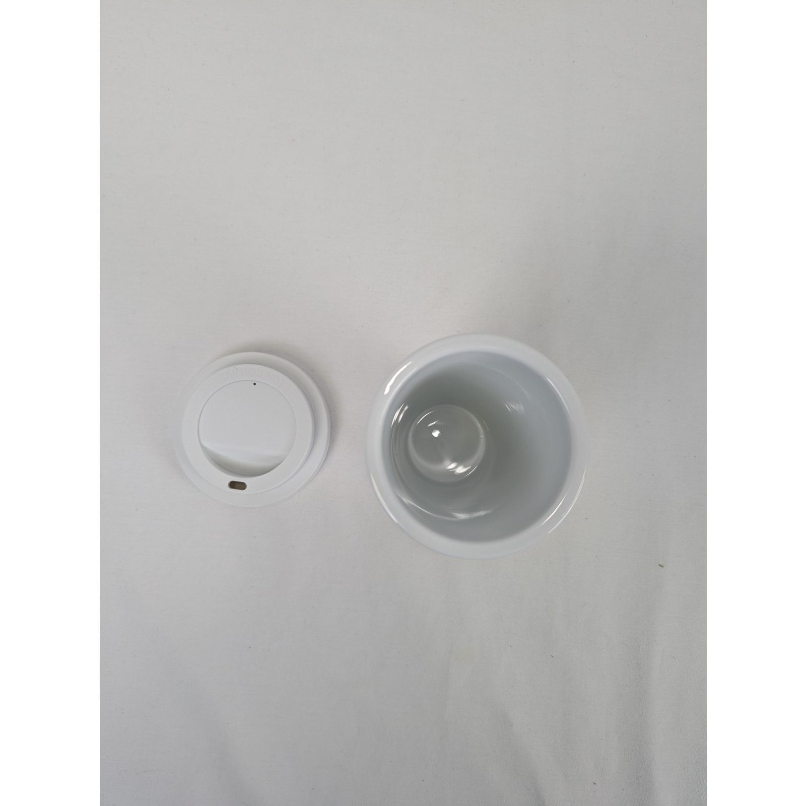 Balenciaga o1rshd1 Q:2 / Size:OS / London Porcelain Coffee Cup in White Size ONE SIZE - 4 Thumbnail