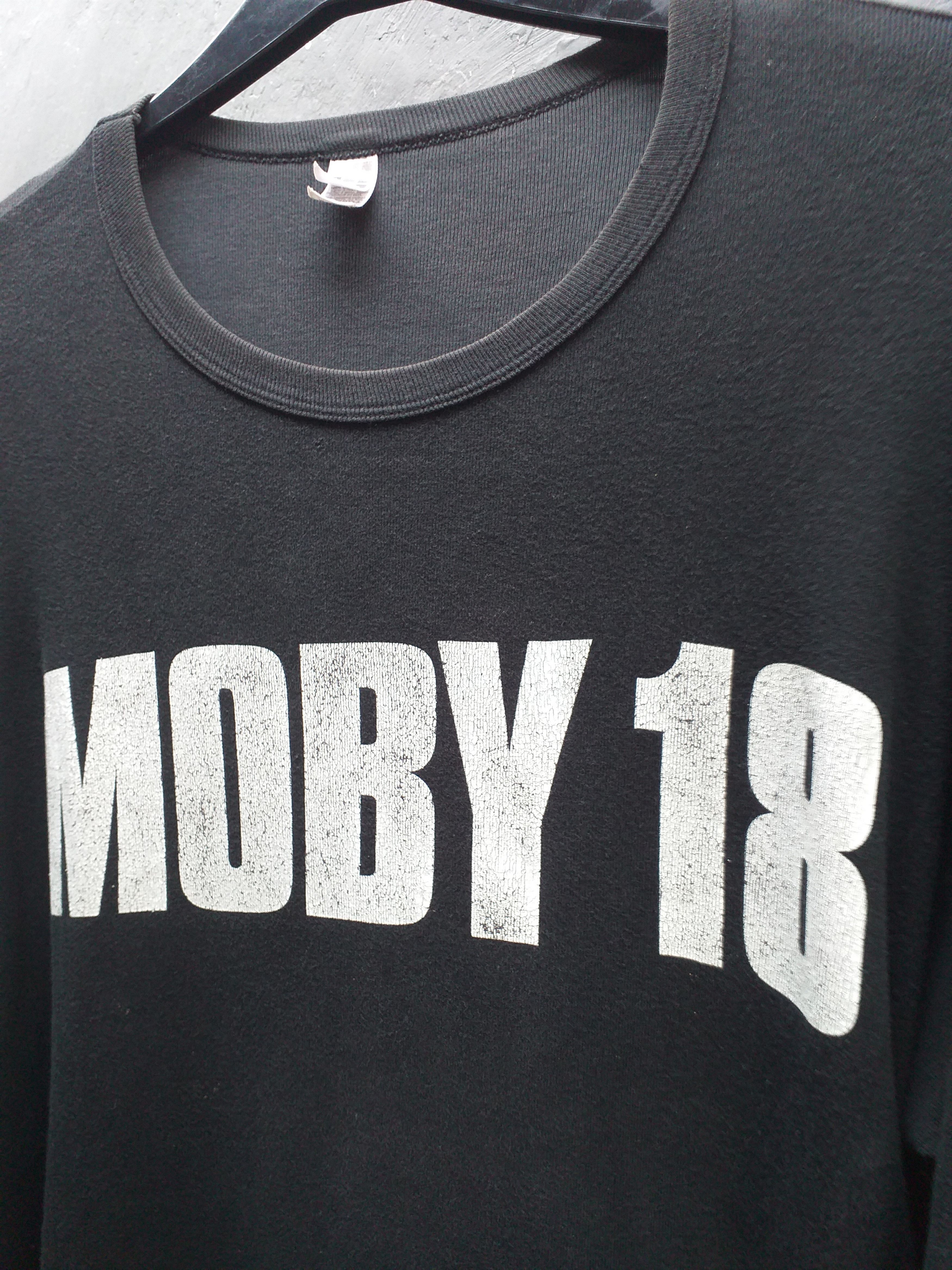 Band Tees Moby 18 American electronica BAnd T shirt Size US M / EU 48-50 / 2 - 3 Thumbnail