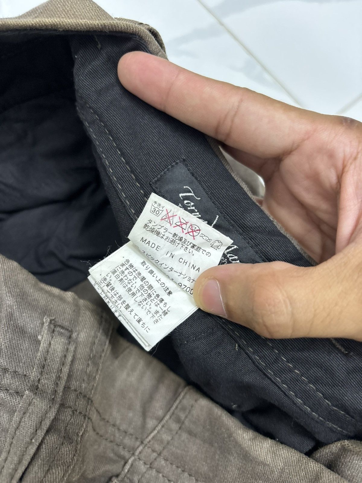 Tornado Mart TORNADO MART FLARE SUN FADED CARGO PANTS Size US 32 / EU 48 - 11 Thumbnail