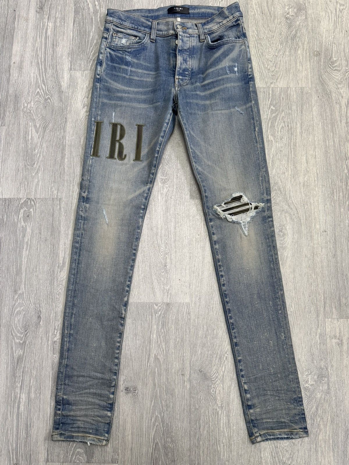 Amiri Amiri Clay Indigo Appliqué Logo Jeans Size US 30 / EU 46 - 1 Thumbnail