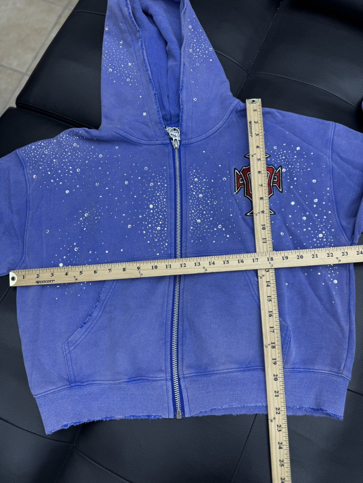 Vale Valley Hoodie Stone Zip Up Blue Crystals Size Small (NEW) Size US S / EU 44-46 / 1 - 7 Thumbnail