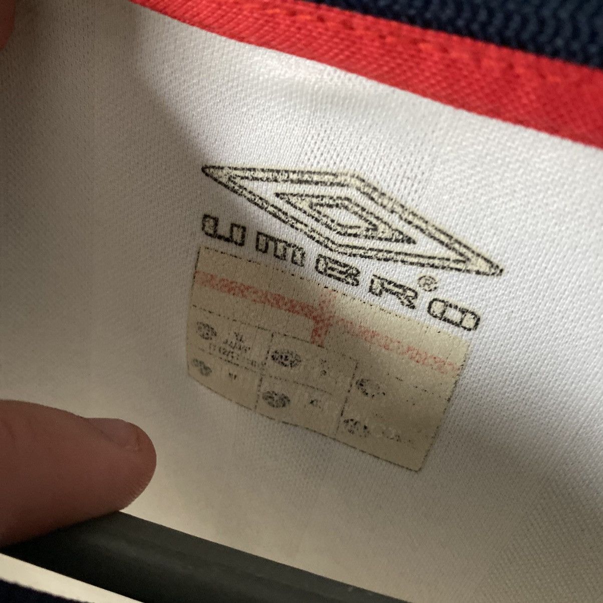 Umbro Vintage Umbro England National Soccer team 2001 jersey Size US XL / EU 56 / 4 - 5 Thumbnail