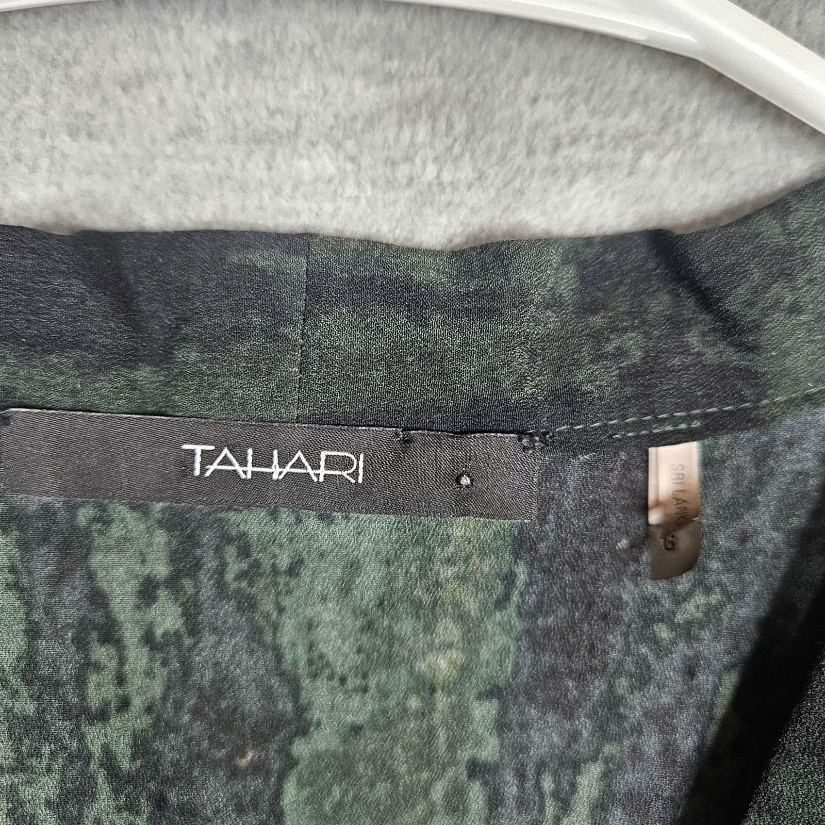 Vintage TAHARI Women's V-neck Cap Sleeve Dark Green Dress L Size L / US 10 / IT 46 - 5 Thumbnail