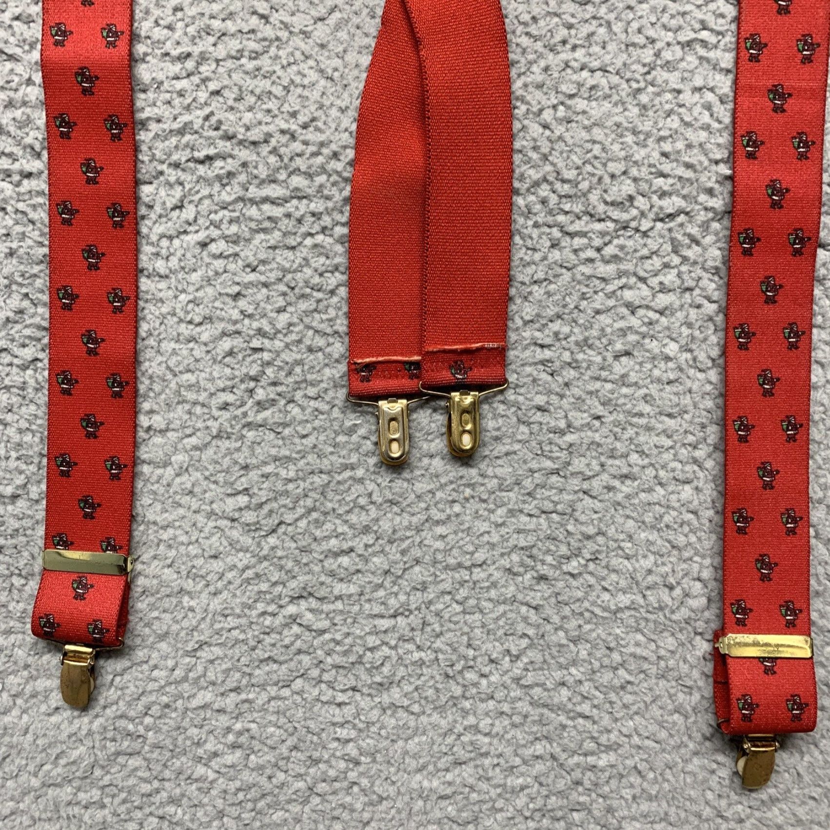 Vintage Christmas Suspenders Red Santa Claus Carrying His Bag Holiday Men Suspender Clip Christmas Theme Red Size ONE SIZE - 3 Thumbnail