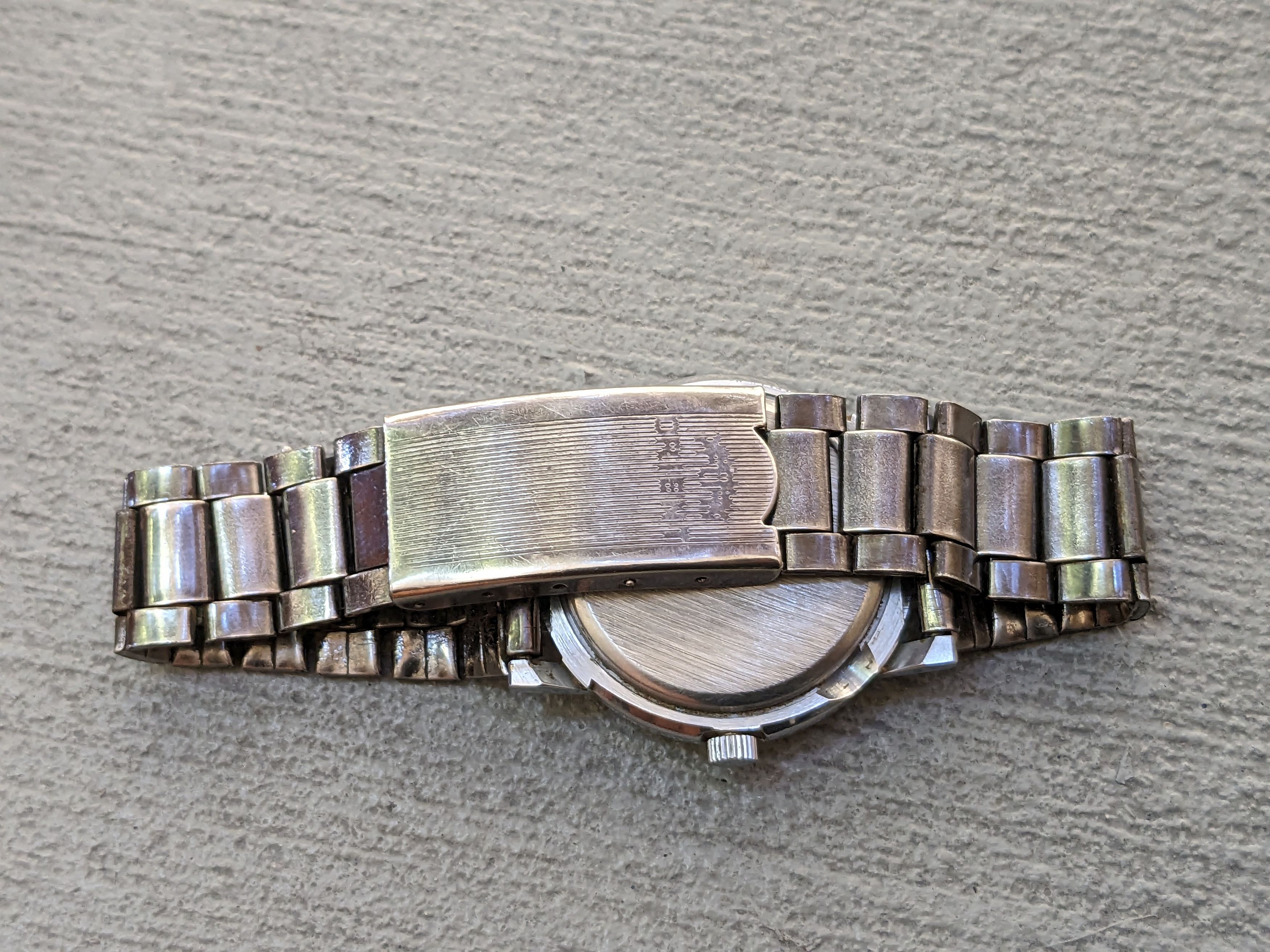 Vintage Vintage USSR Watch Luch Mechanic White Soviet CCCP Size ONE SIZE - 3 Thumbnail