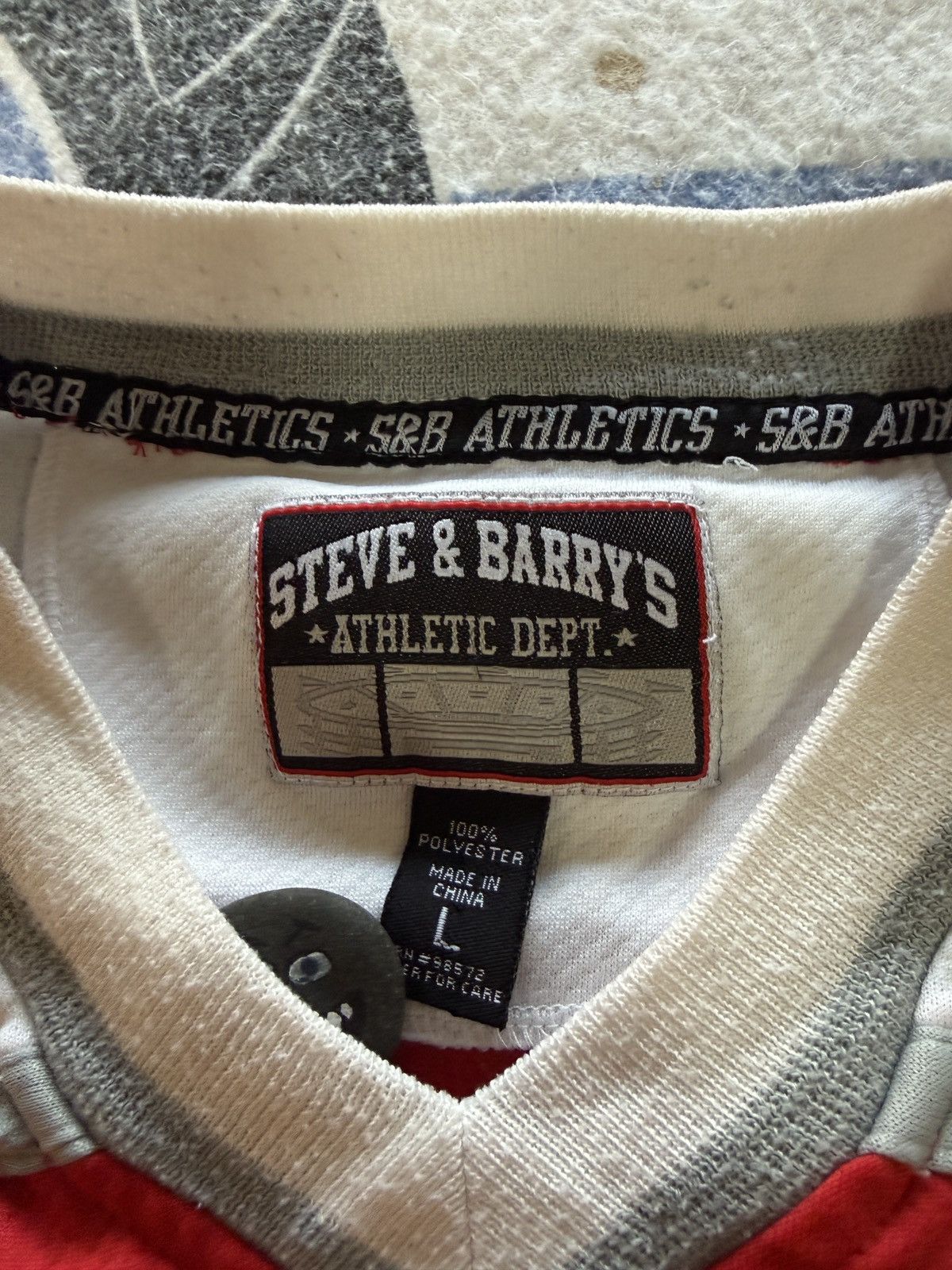 Steve And Barrys Vintage Ohio state university hockey jersey Size US L / EU 52-54 / 3 - 5 Thumbnail
