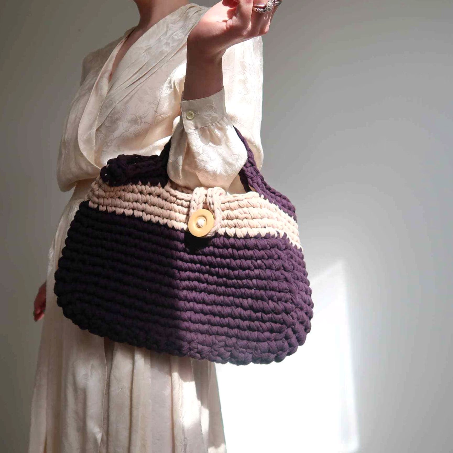 Vintage VINTAGE handcrafted navy blue cream woven knit purse satchel bag Medium Blue Bohemian cotton knit handbag Womens Size ONE SIZE - 3 Thumbnail