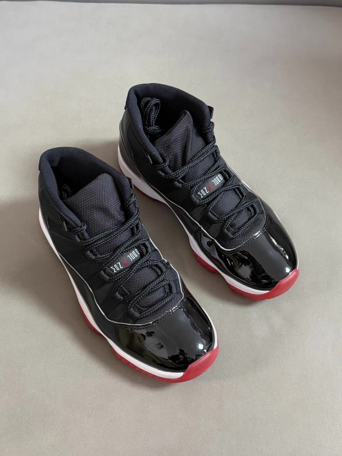 Nike Air Jordan 11 Playoffs Black Red patent leather Ｑ20 Size US 7.5 / EU 40-41 - 2 Thumbnail
