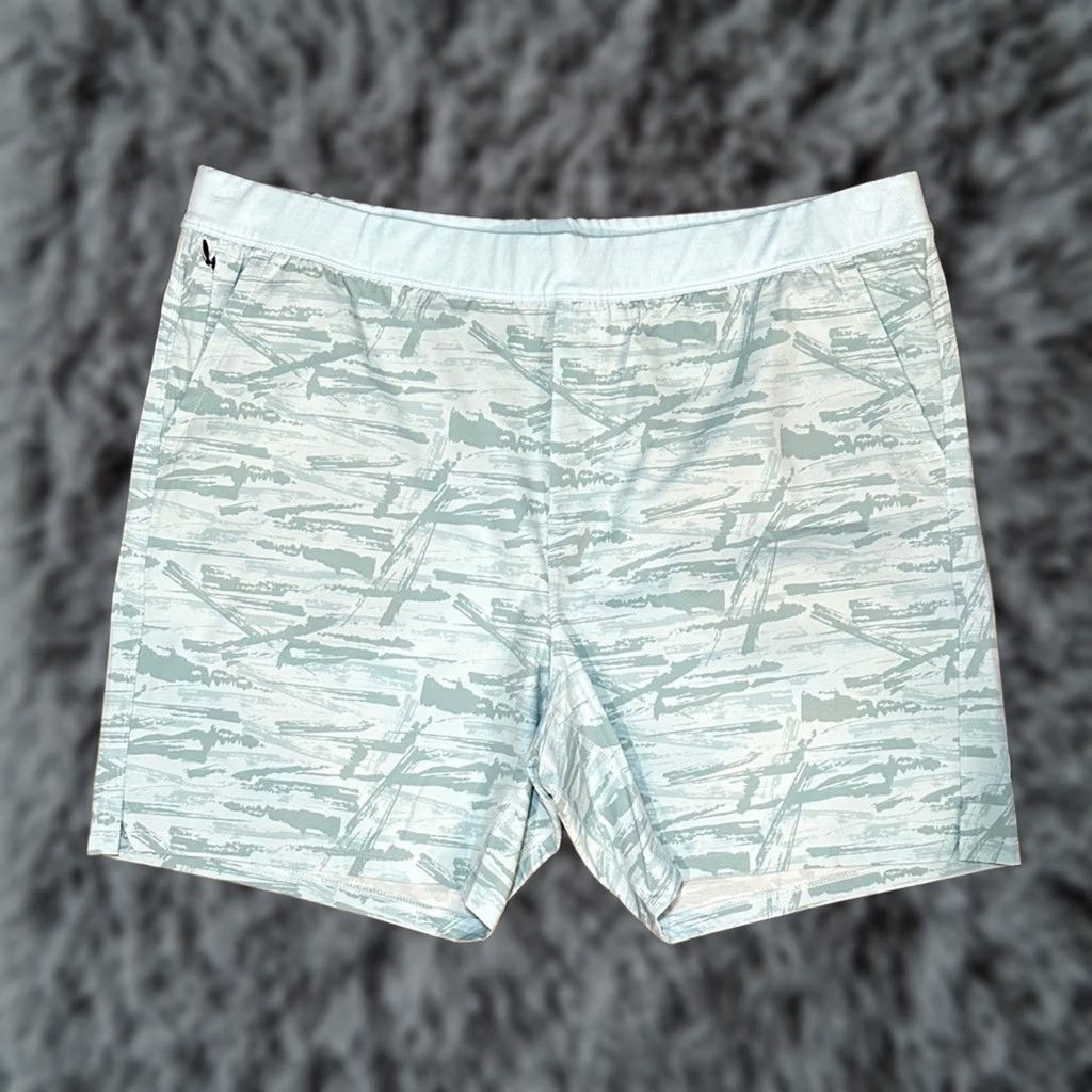 Vintage Public Rec Camo Flex Shorts NWOT 44 Men Regular Athletic Blue 7" Inseam Mens Size US 44 / EU 60 - 1 Thumbnail