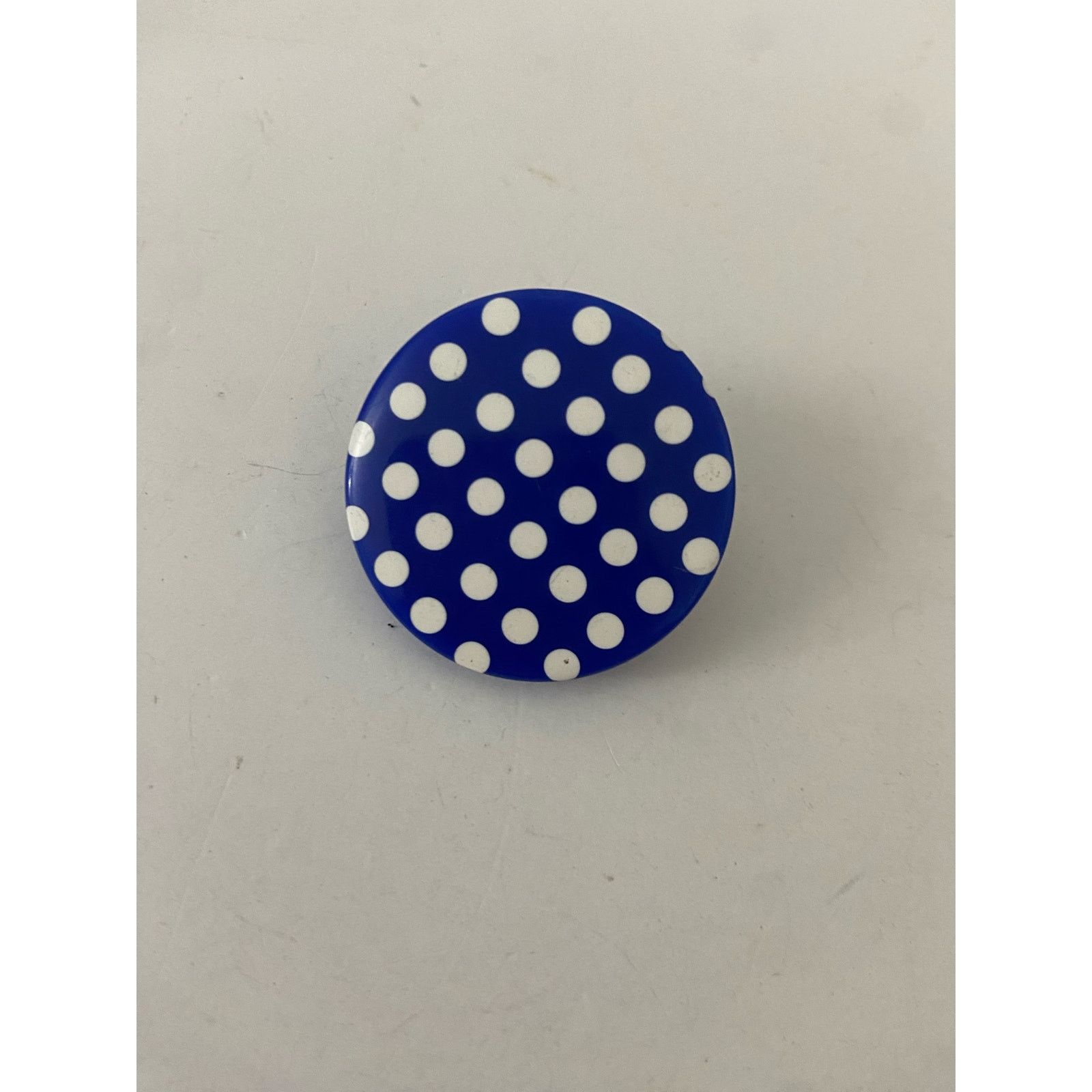 Handmade Upcycled vintage blue and white polka dot pin Size ONE SIZE - 1 Thumbnail