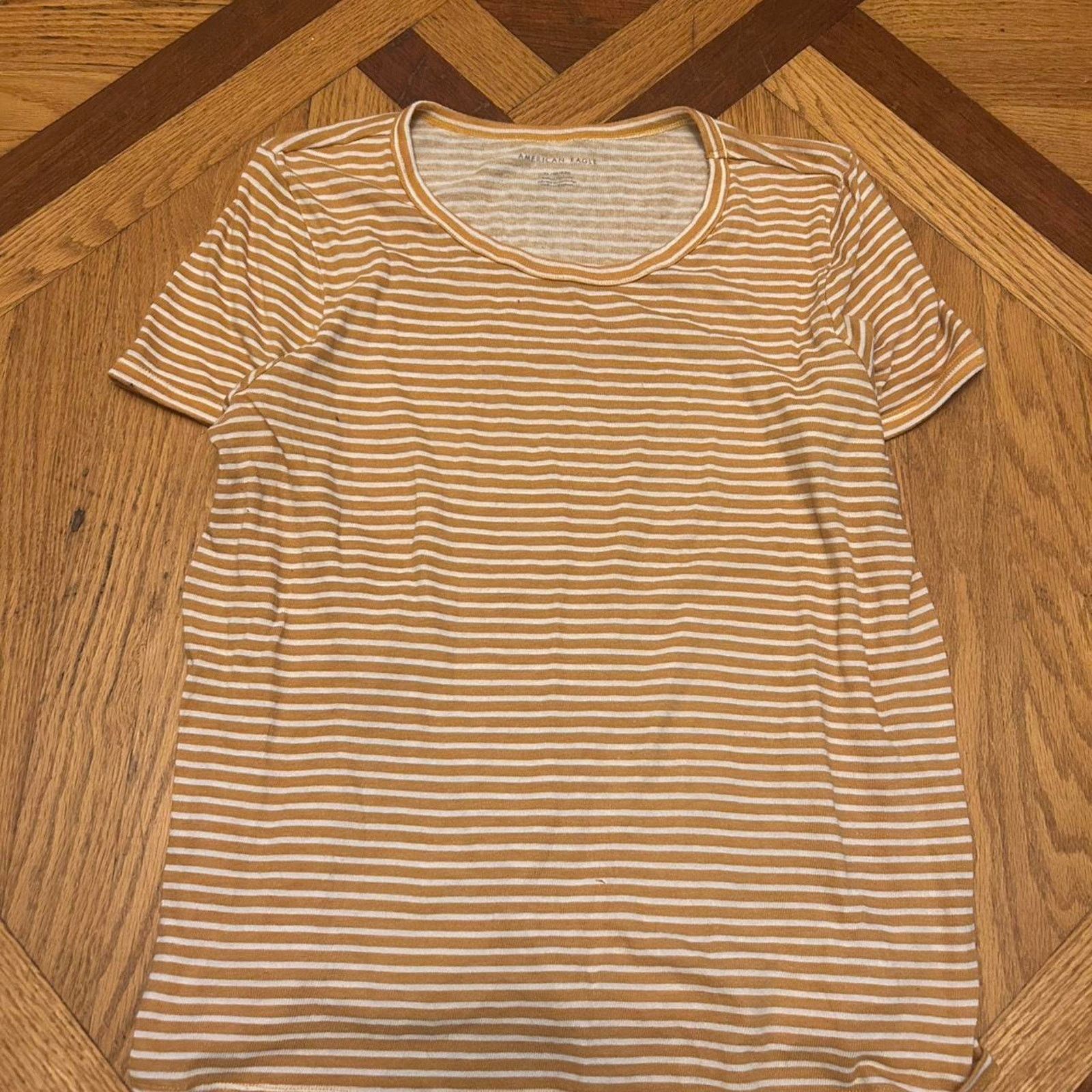 American Eagle Outfitters (XL) American Eagle Yellow and White Striped Short Sleeve Size XL / US 12-14 / IT 48-50 - 1 Thumbnail