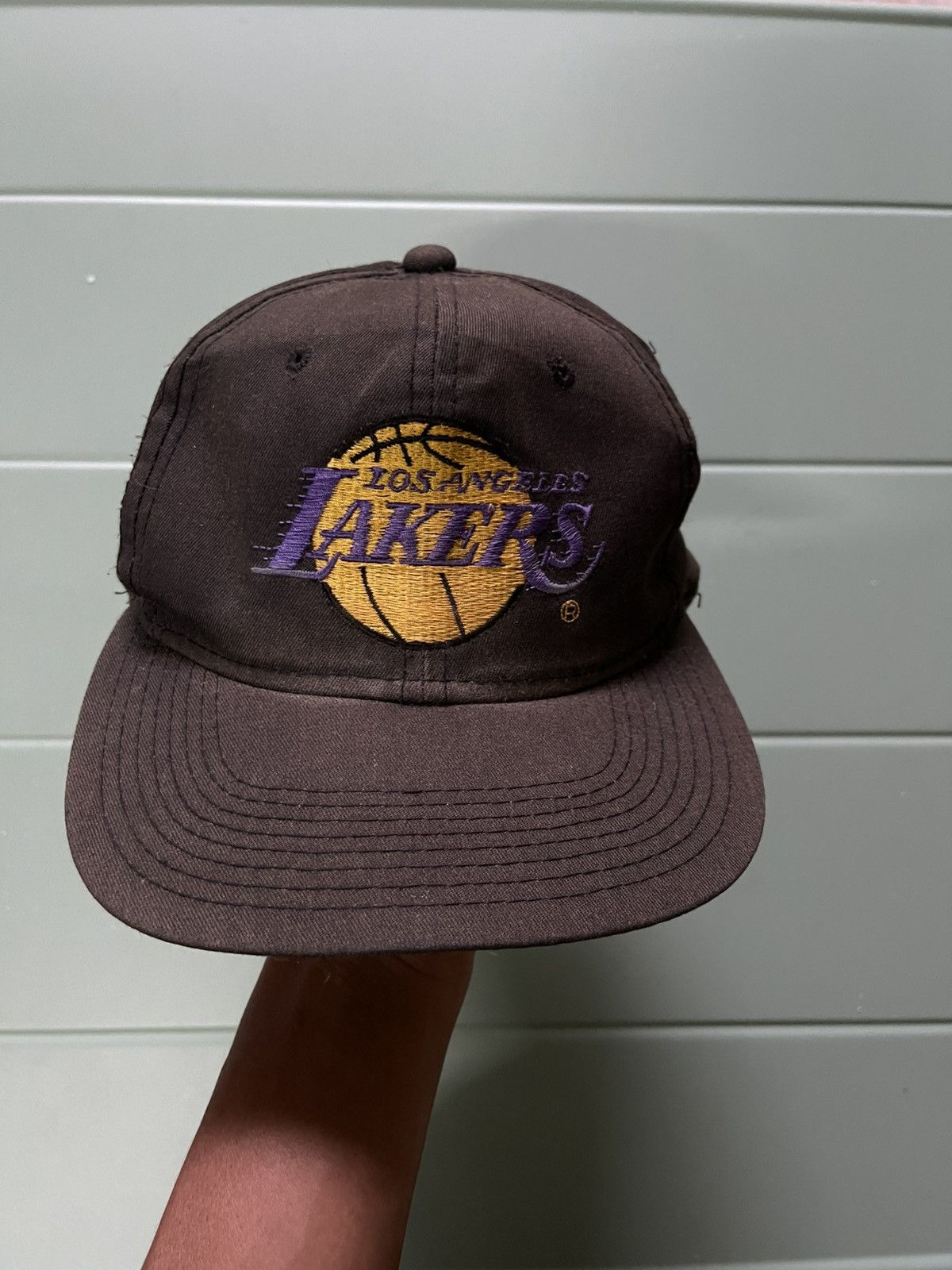 NBA × Vintage Vintage NBA Los Angeles Lakers Cap Size ONE SIZE - 1 Thumbnail