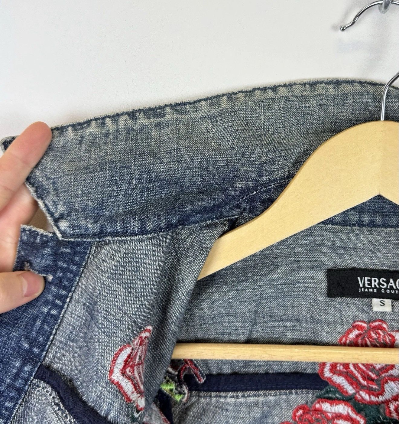 Versace Versace Jeans Couture Denim Jacket Blue Jeans Top Flowers Size S / US 4 / IT 40 - 12 Thumbnail