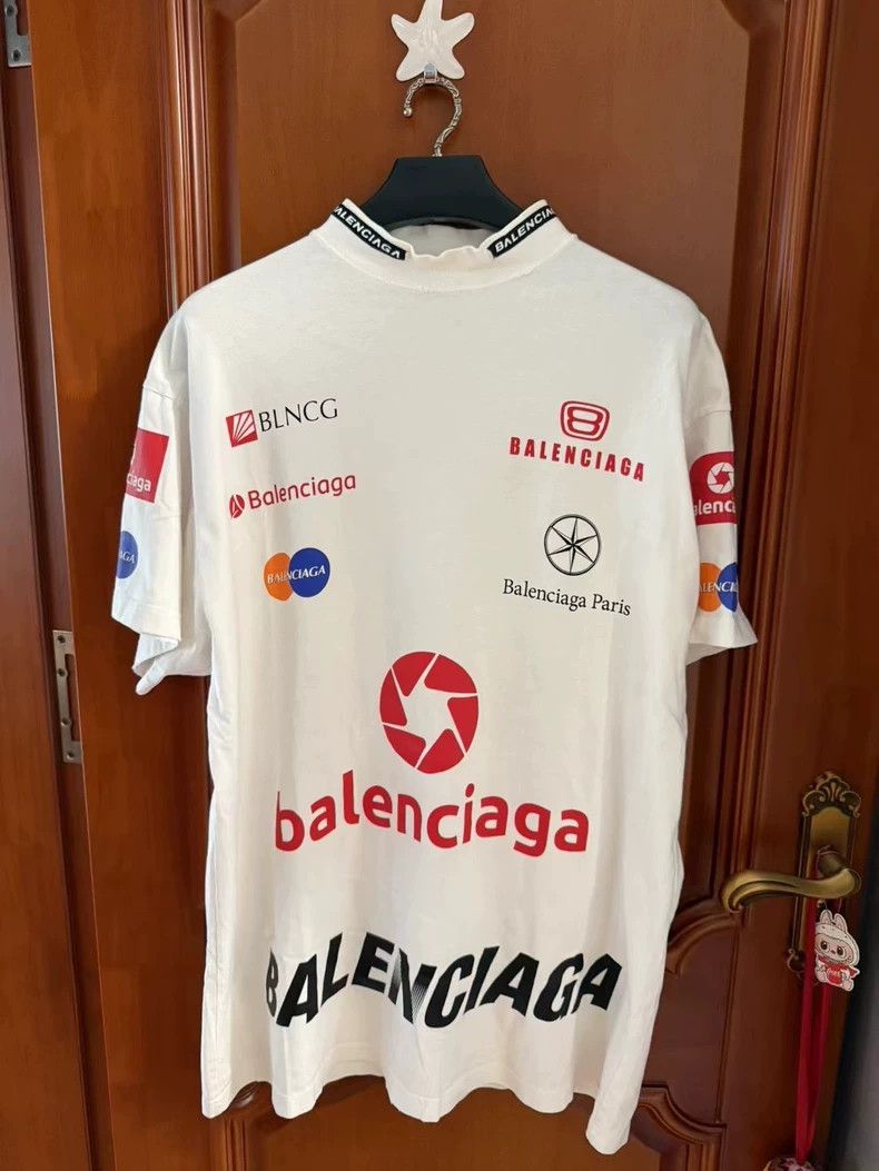 Balenciaga Balenciaga Full color logo short sleeve Size US M / EU 48-50 / 2 - 1 Thumbnail