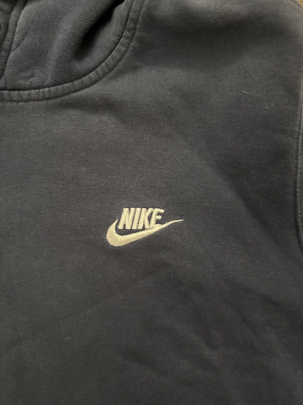 Nike Vintage Navy Blue Nike Hoodie Size US S / EU 44-46 / 1 - 3 Thumbnail
