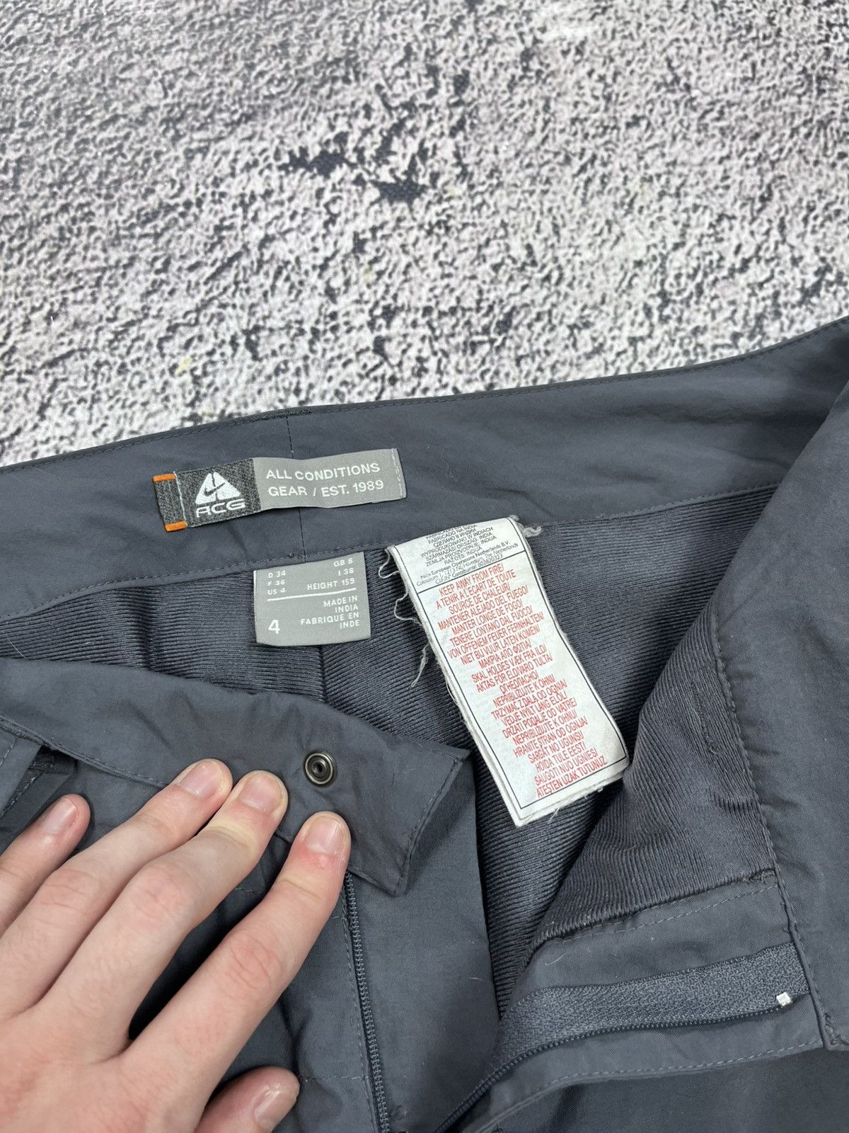 Nike ACG NIKE ACG NYLON SKI SNOW STRAIGHT PANTS Size 26" / US 2 / IT 38 - 9 Thumbnail