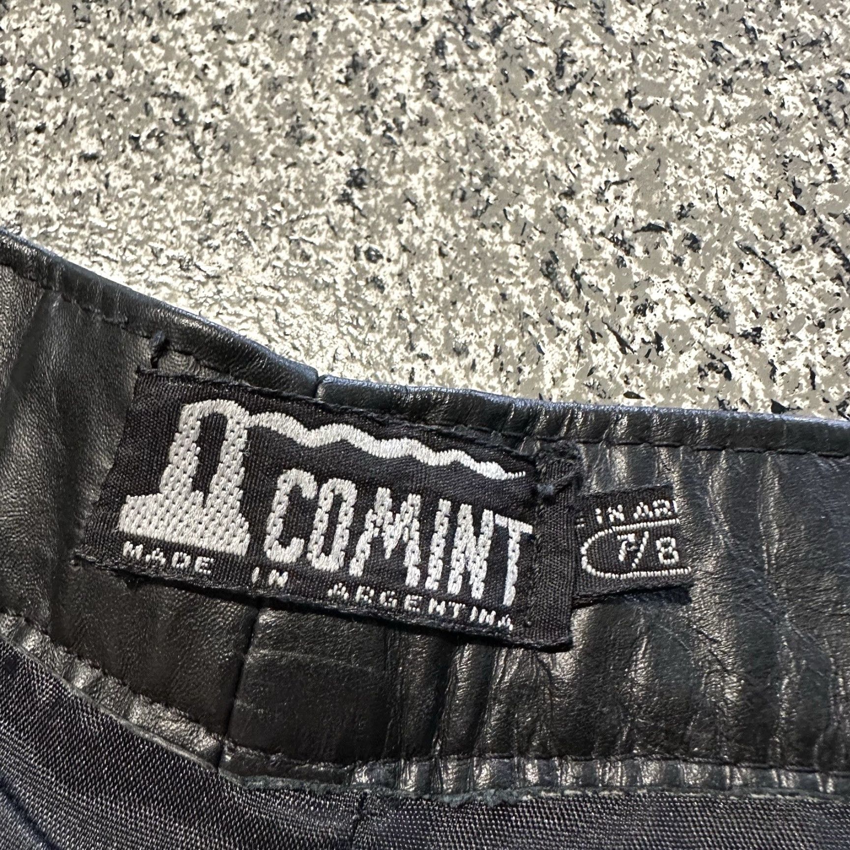 Vintage Vintage Comint Leather Pants Womens 24x29 Pleated High Rise Straight Genuine Black 90s Style Women's Pants Size 42" / US 20 - 5 Thumbnail