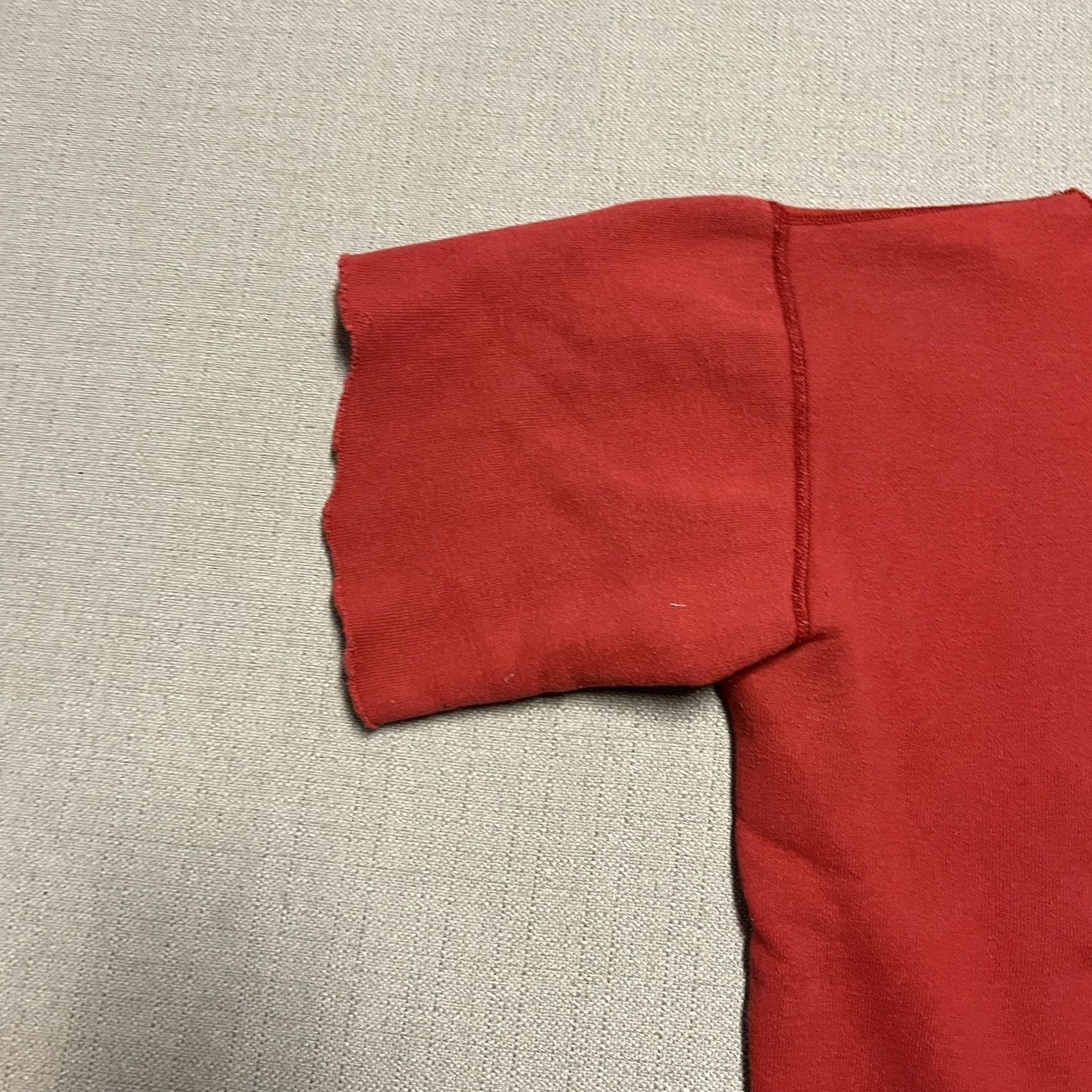 Vintage VINTAGE Sweatshirt Mens XL Red 90s Sports Football Gamecocks Graphic Print Pullover Size US XL / EU 56 / 4 - 6 Thumbnail