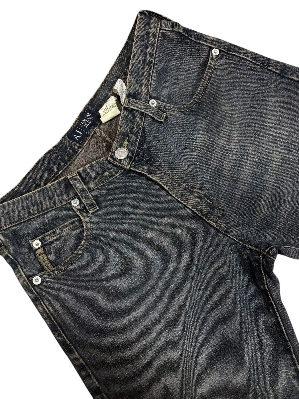 Armani × Armani Exchange × Giorgio Armani Vintage AJ Armani Italy Faded Jeans Size US 28 / EU 44 - 3 Thumbnail