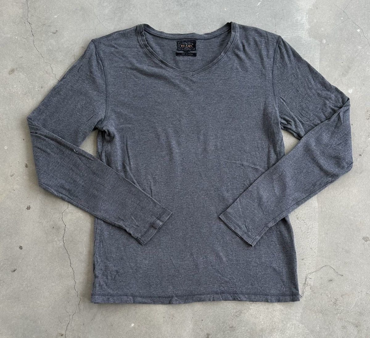 Vintage BEAMS PLUS V NECK LONG SLEEVE TEE Size US M / EU 48-50 / 2 - 1 Thumbnail