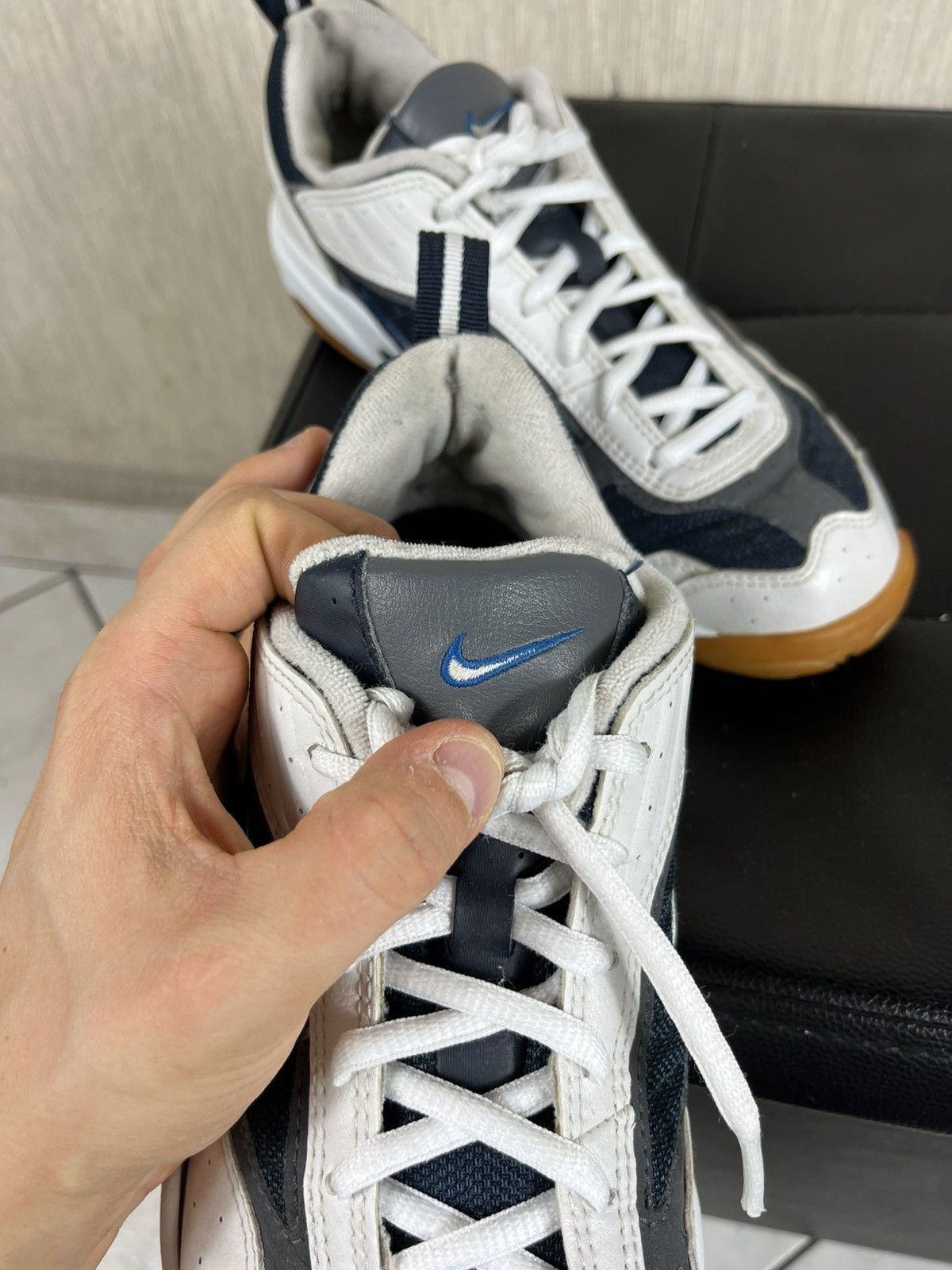 Nike Vintage Nike y2k retro small central swoosh sneakers shoes Size US 8 / EU 41 - 22 Thumbnail
