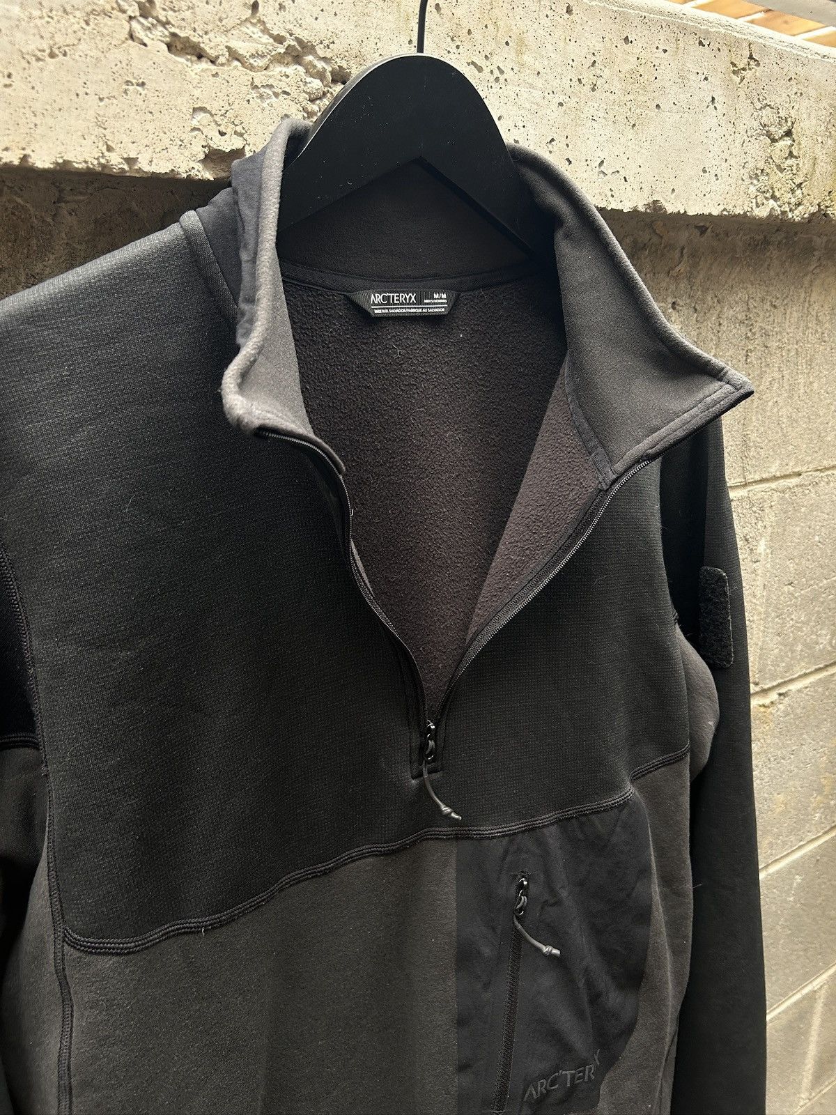 Arc'teryx Arc'teryx System_A Drop 02 Faraday 1/2 Zip Neck Ice Black Size US M / EU 48-50 / 2 - 2 Thumbnail