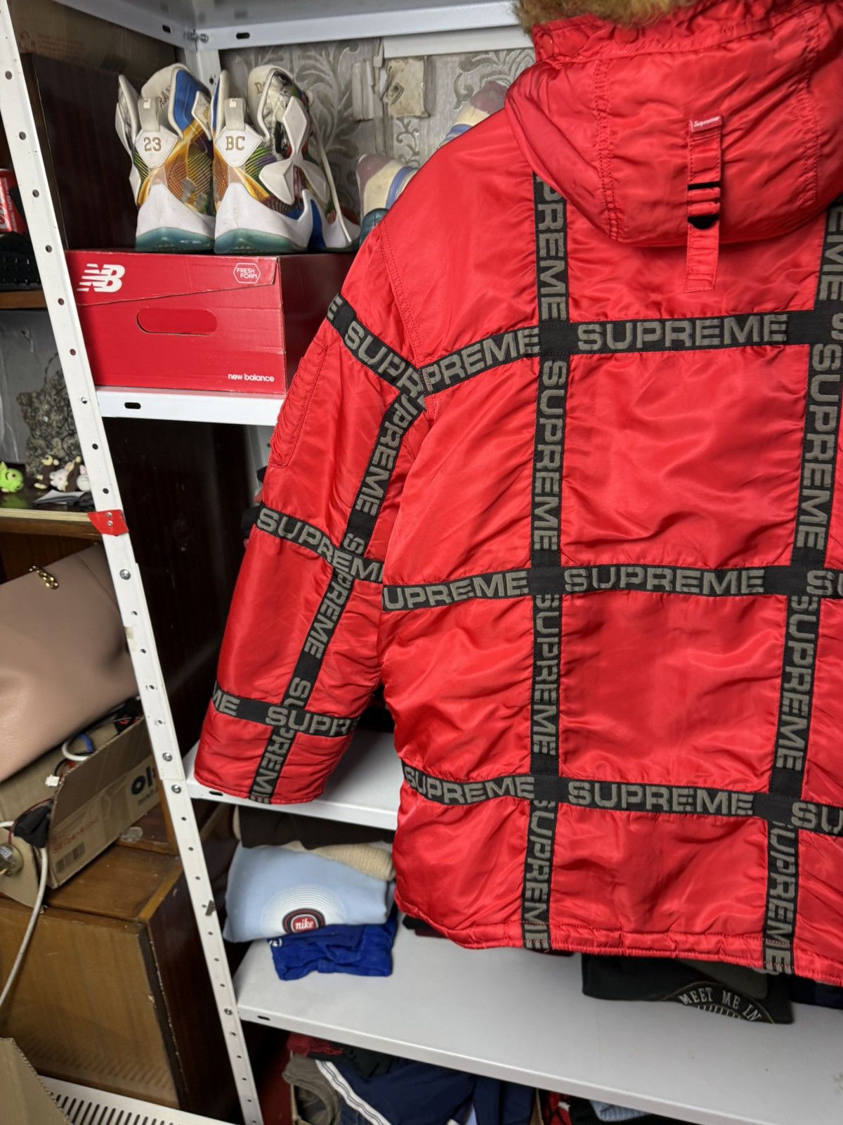 Supreme 2018 Supreme Logo Tape N-3B Parka Jacket Size US M / EU 48-50 / 2 - 21 Thumbnail