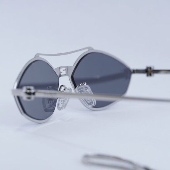 Fendi New Fendi FE40114U-Y 16C Sunglasses - Palladium Size ONE SIZE - 9 Thumbnail