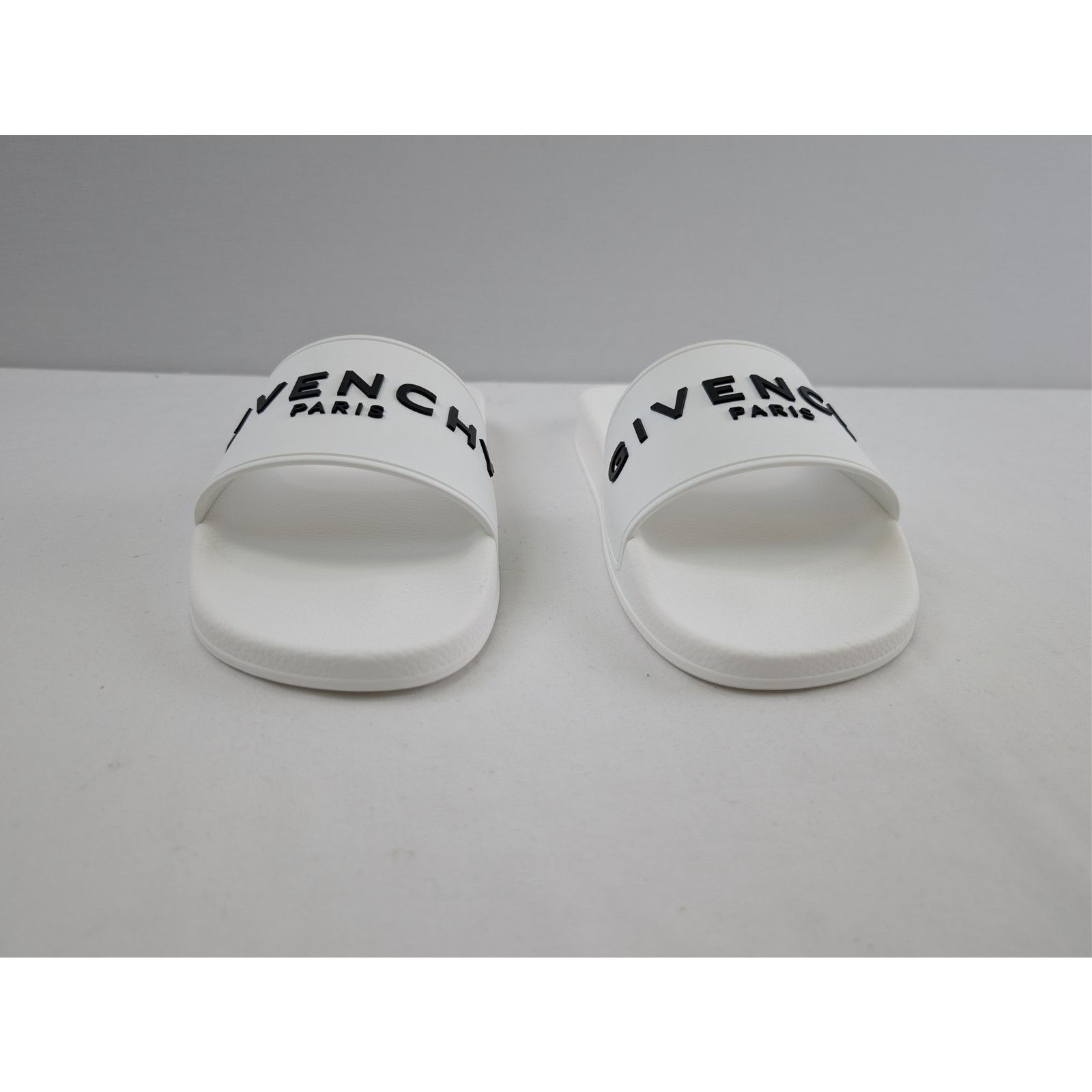 Givenchy o1rshd1 Q:2 / Slides Sandals Slipper in White Size US 13 / EU 46 - 6 Thumbnail