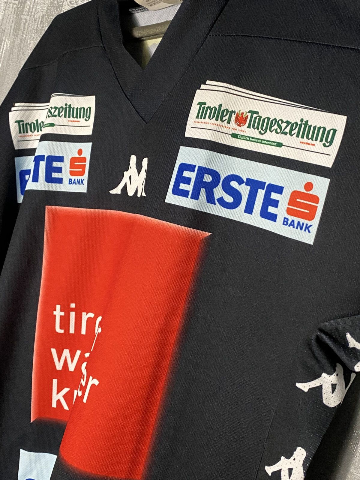 Vintage HC Tirol Innsbruck Austria Hockey Jersey Kappa Hohenberger Size US L / EU 52-54 / 3 - 6 Thumbnail