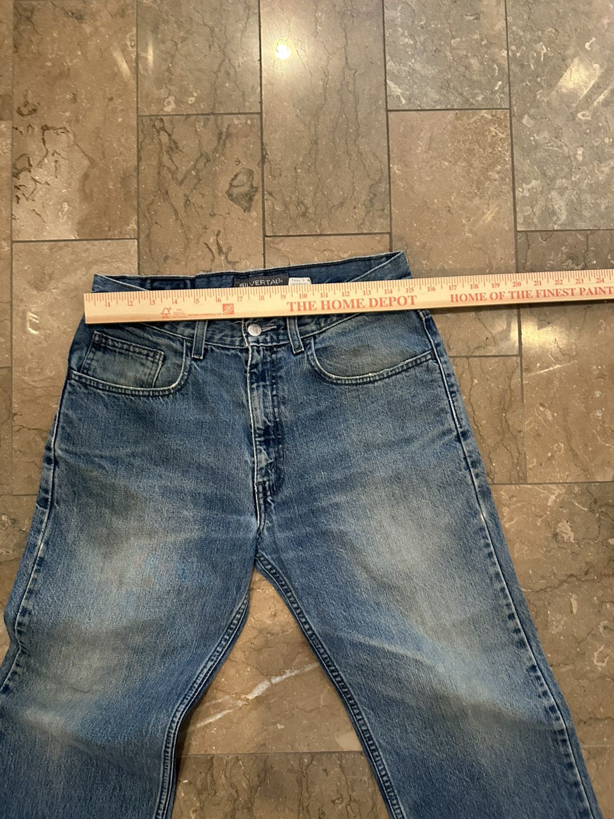 Levi's Levi’s SilverTab Relaxed Fit JeansSize 30x30 Size US 30 / EU 46 - 5 Thumbnail