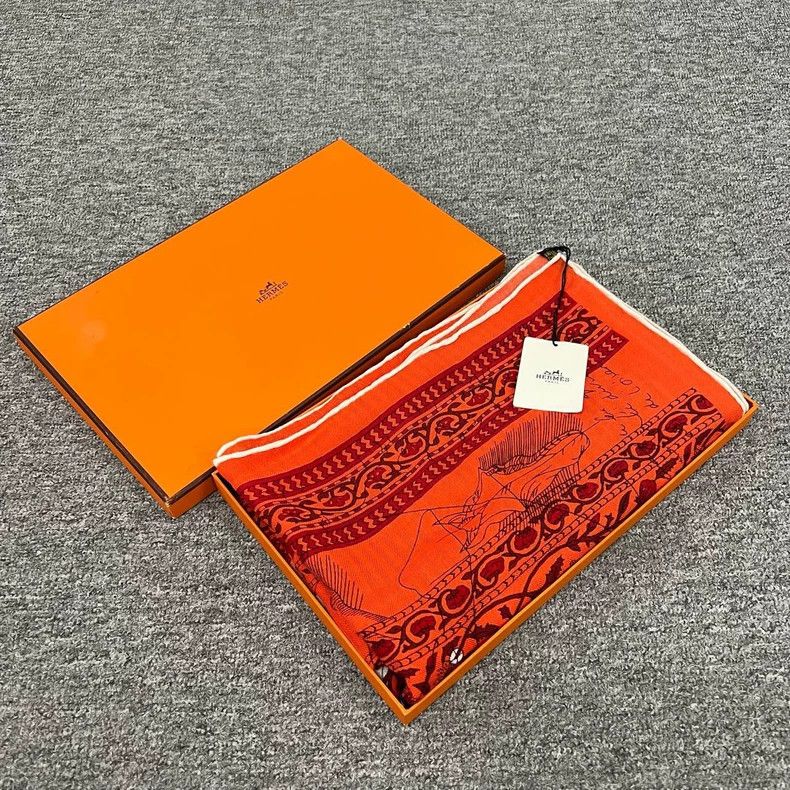 Hermes Hermes Da Vinci Pegasus Silk Scarf 2501-Nextarrow Size ONE SIZE - 2 Thumbnail