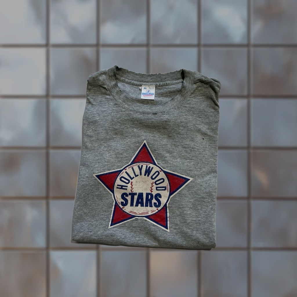 Vintage VINTAGE Ebbets Field Flannels Hollywood Stars Baseball Graphic S/S T-Shirt XL Mens Size US XL / EU 56 / 4 - 1 Thumbnail