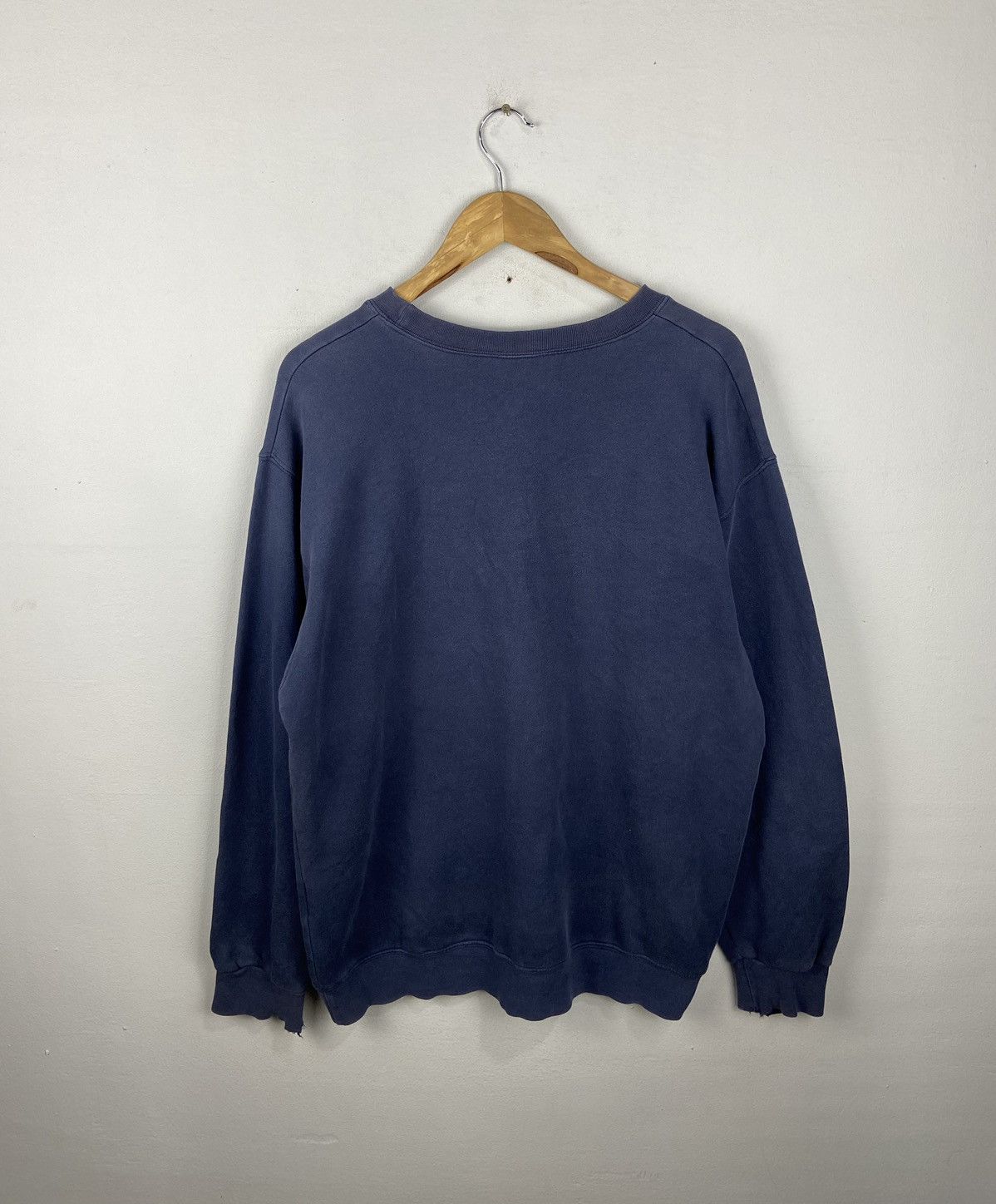 Nike × Vintage Vintage 90s Nike Big Logo Spell Out Sweatshirt Size US L / EU 52-54 / 3 - 9 Thumbnail