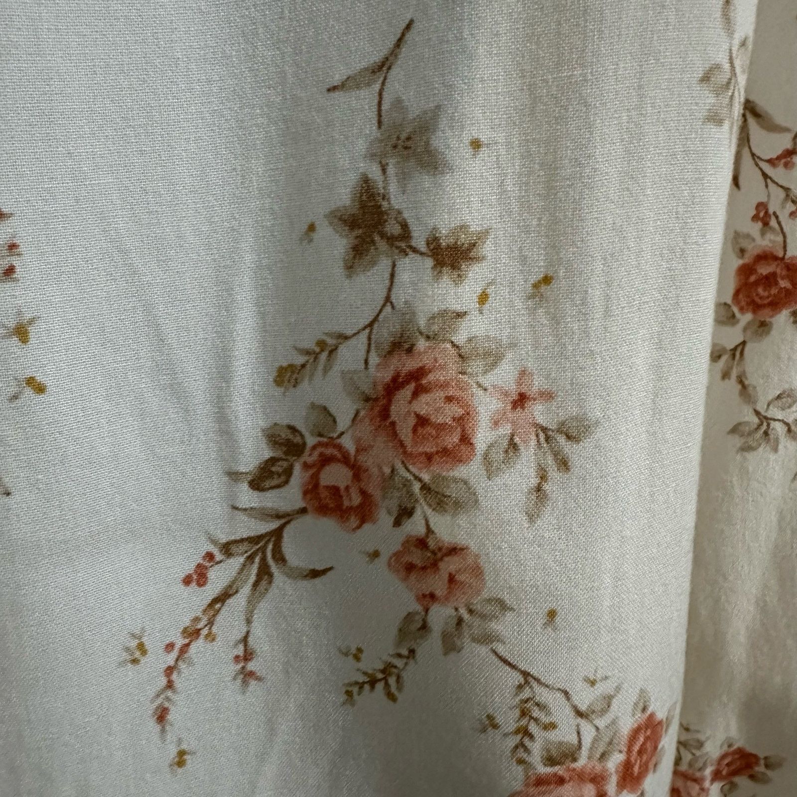 Other C&C California Floral Women's size Small Blouse - Boho Size S / US 4 / IT 40 - 5 Thumbnail