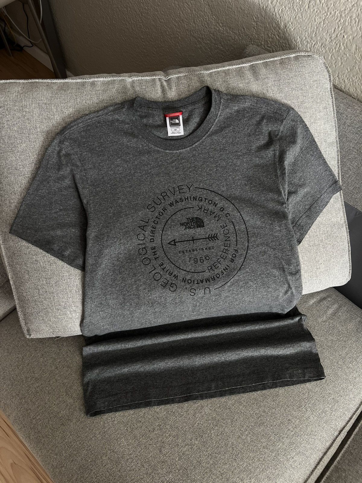 The North Face The North Face Gray T shirt Outdoor life Size US S / EU 44-46 / 1 - 1 Thumbnail