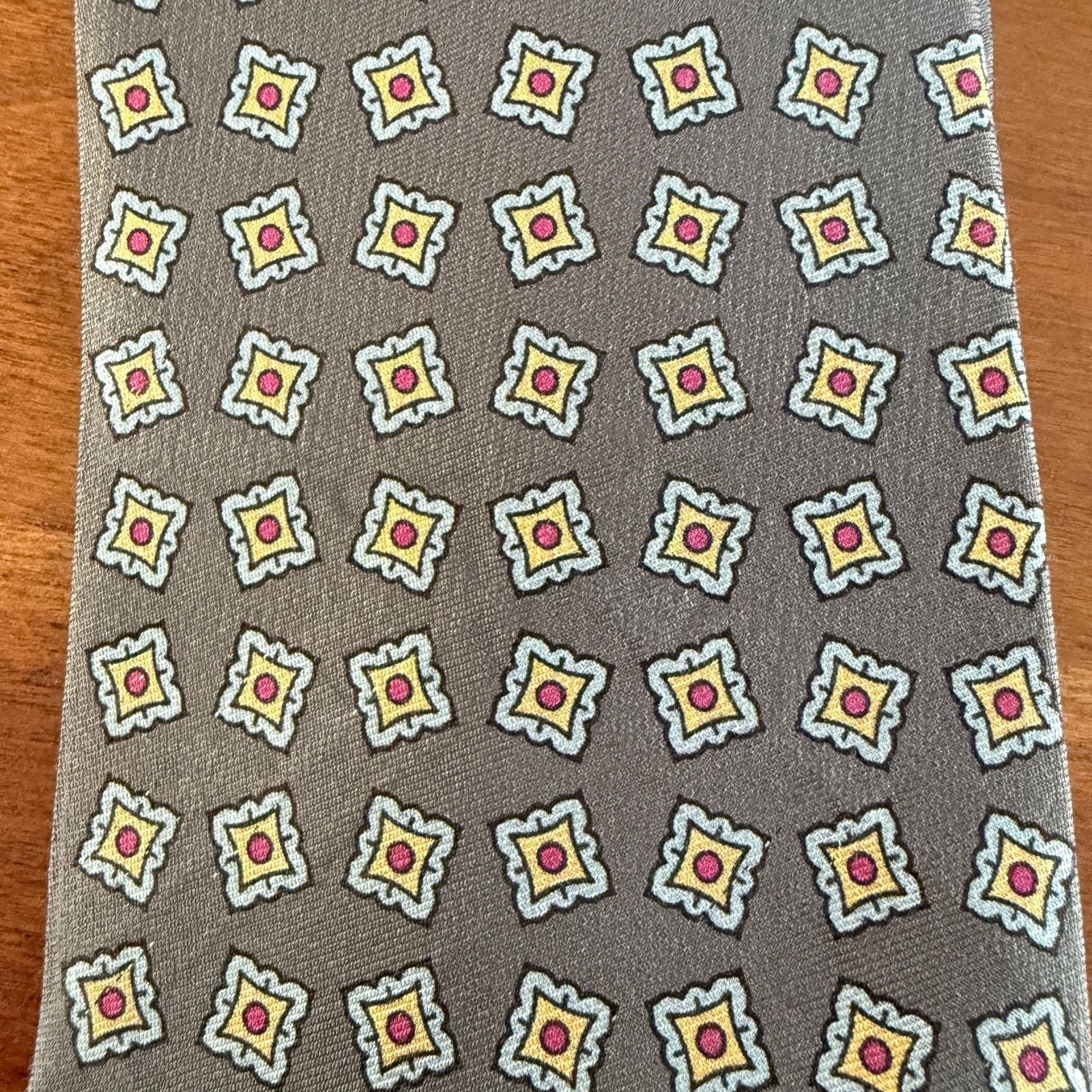 Brooks Brothers Brooks Brothers Makers Geometric Silk Men's Tie Size ONE SIZE - 1 Thumbnail