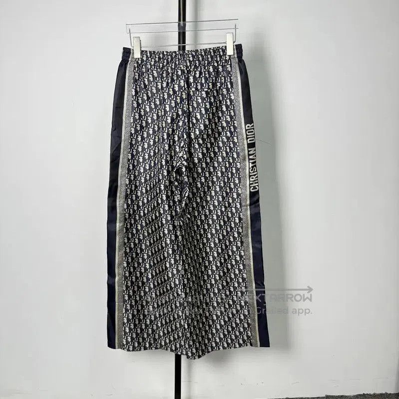 Dior Dior Color-Block Silk Casual Pants for Women . Size 23" - 2 Thumbnail