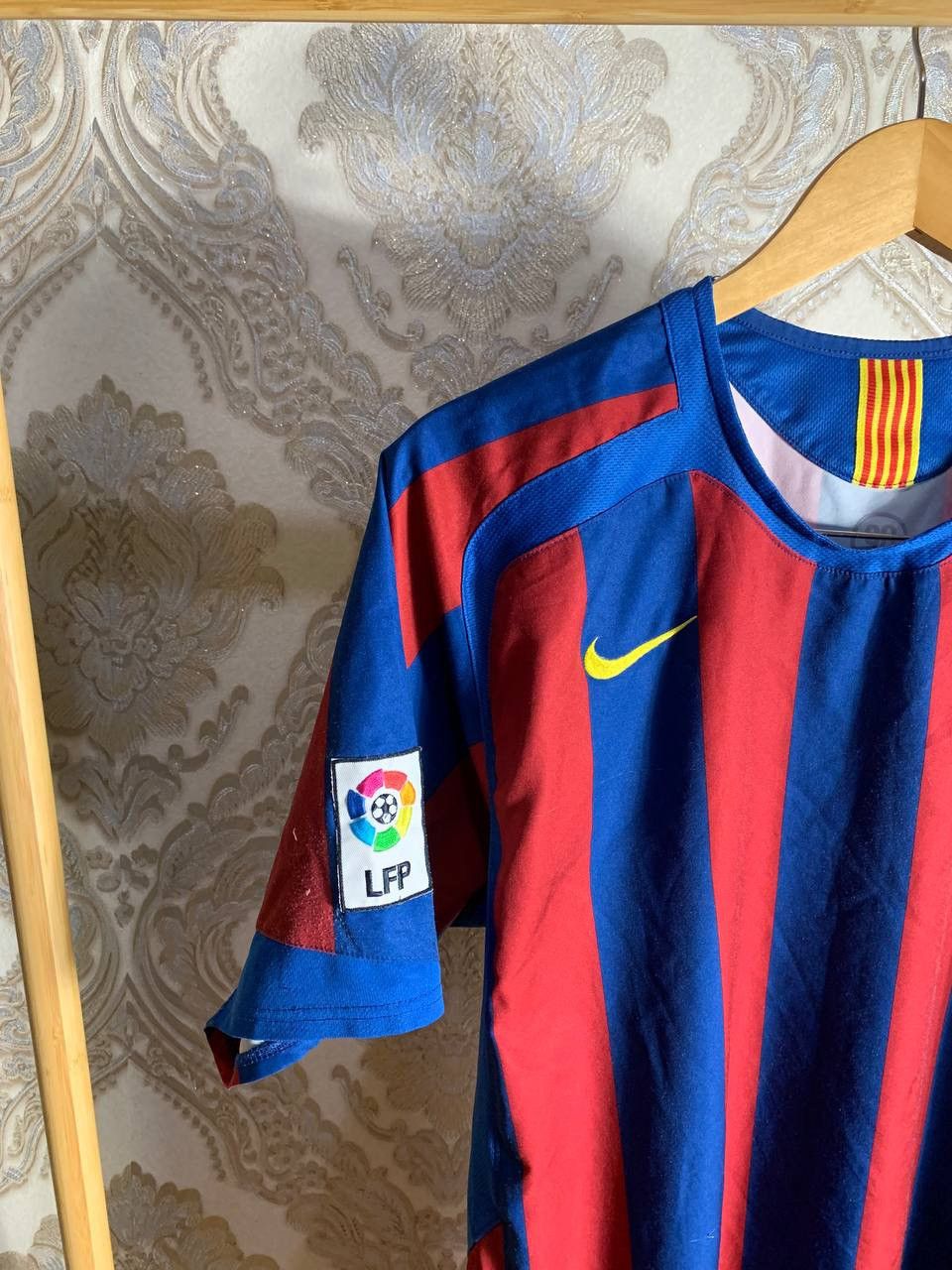 Nike × Vintage VERY RARE NI FC BARCELONA SPAIN SOCCER JERSEY BLOKECORE 90s Size US M / EU 48-50 / 2 - 4 Thumbnail
