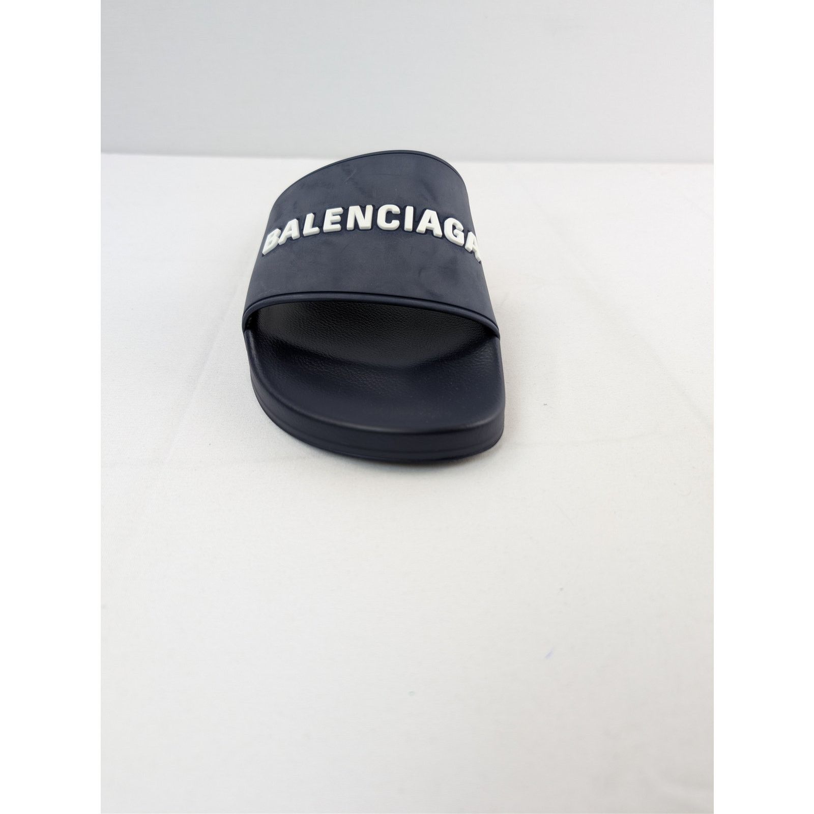 Balenciaga o1rshd1 Smooth Rubber Pool Slide Slider Slipper Navy/White Size US 10 / EU 43 - 13 Thumbnail
