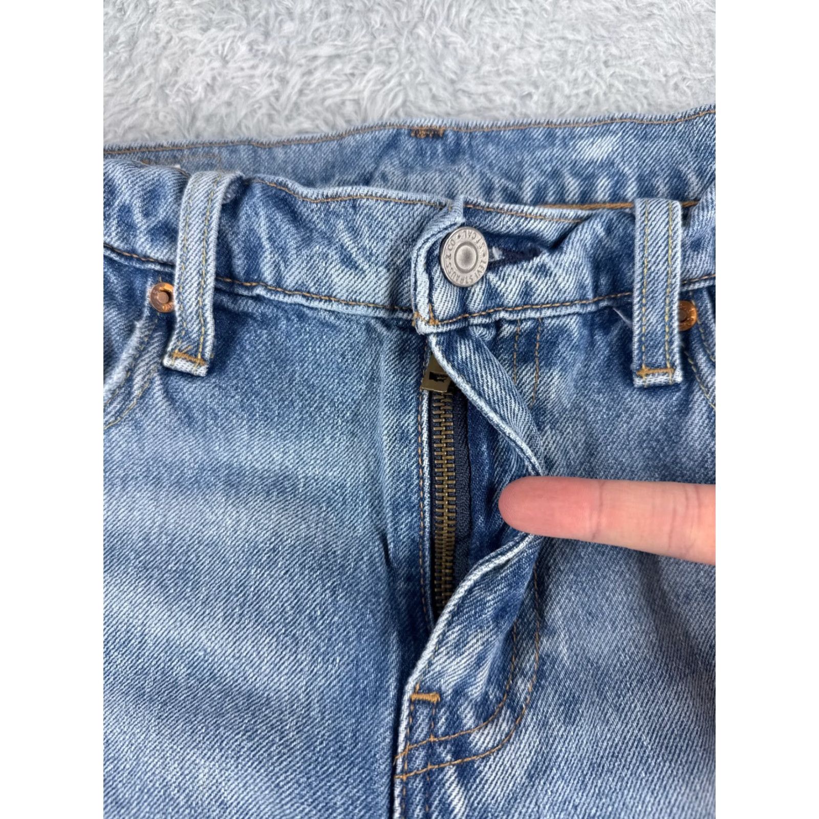 Levi's Levi's Jeans Men Slim Distressed Blue Cotton 28x29 Denim 5-Pocket Zipper Pocket Jeans Size US 30 / EU 46 - 5 Thumbnail