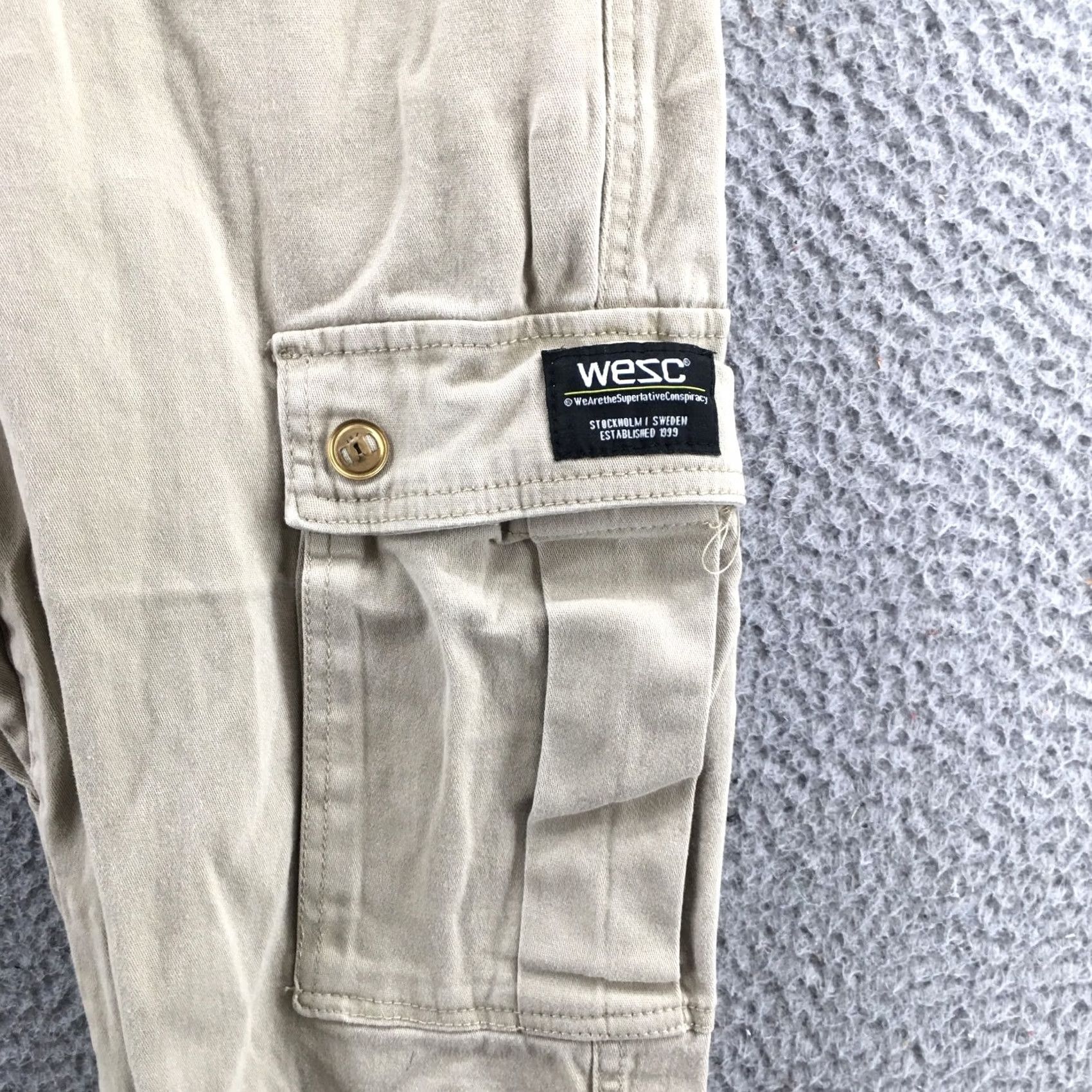 WeSC WESC Beige Jogger Pants Womens S Cargo Pockets Zip Fly Regular Rise 30x26.5 Inseam 26.5 Size 28" / US 6 / IT 42 - 6 Thumbnail