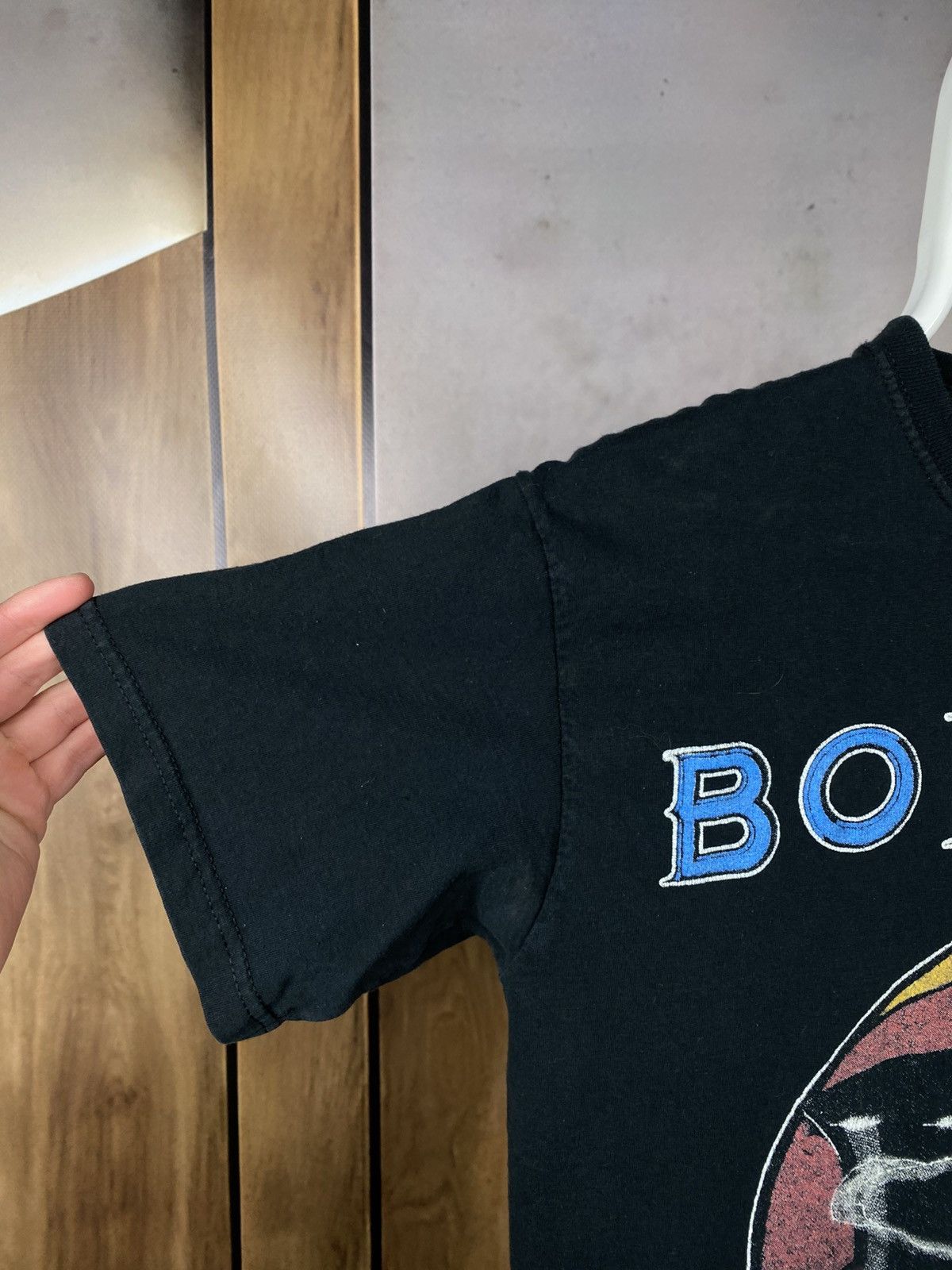 Bon Jovi 🎸Vintage T-Shirt Bon Jovi Rocks Your Ass Off Rock Band Tee🎸 Size US M / EU 48-50 / 2 - 3 Thumbnail