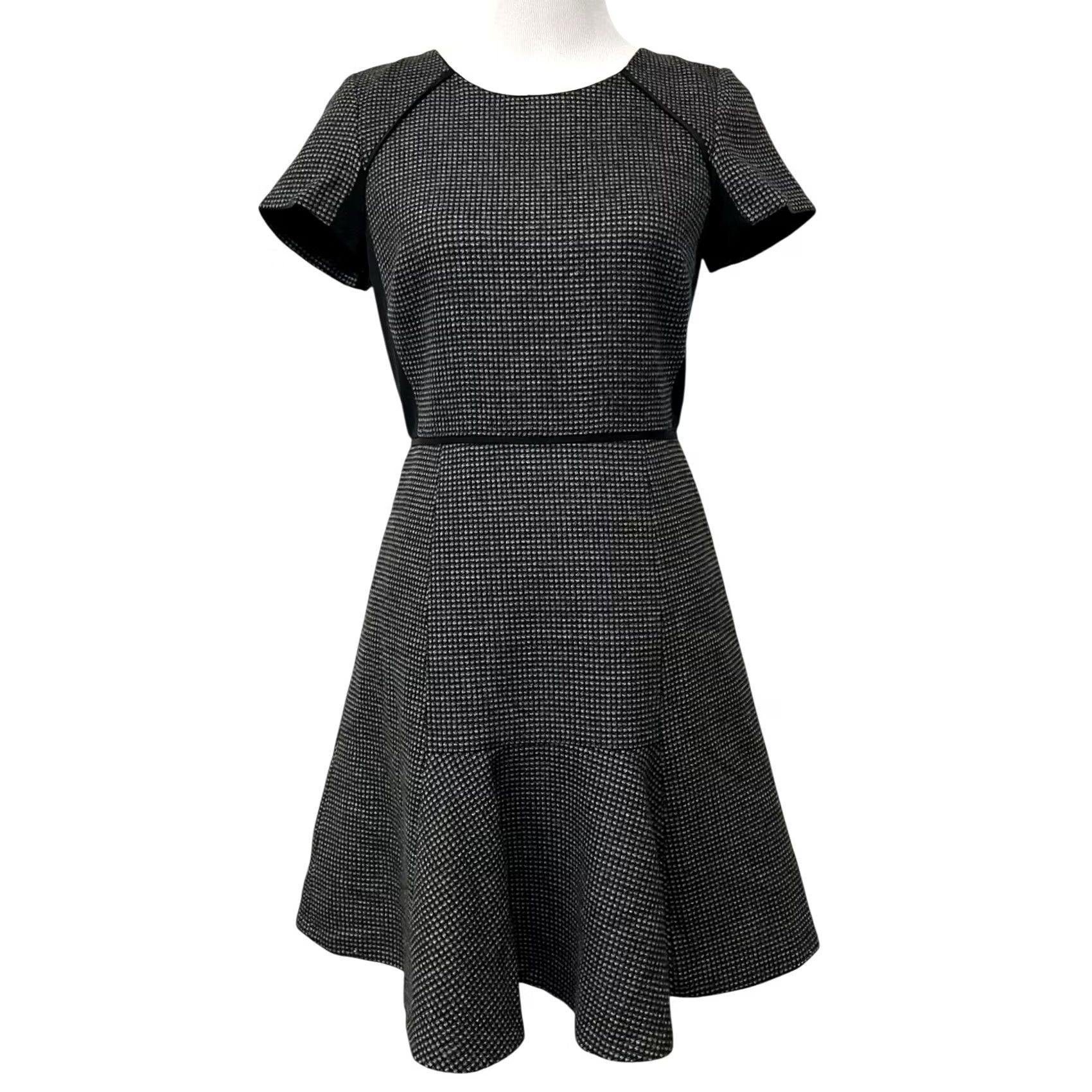 J.Crew J.Crew Checkered Flutter Dress Size 4 Black Gray Tweed Ponte Fit Flare Career Dress Women Short Sleeve Knee Length Round Neck Size S / US 4 / IT 40 - 2 Thumbnail