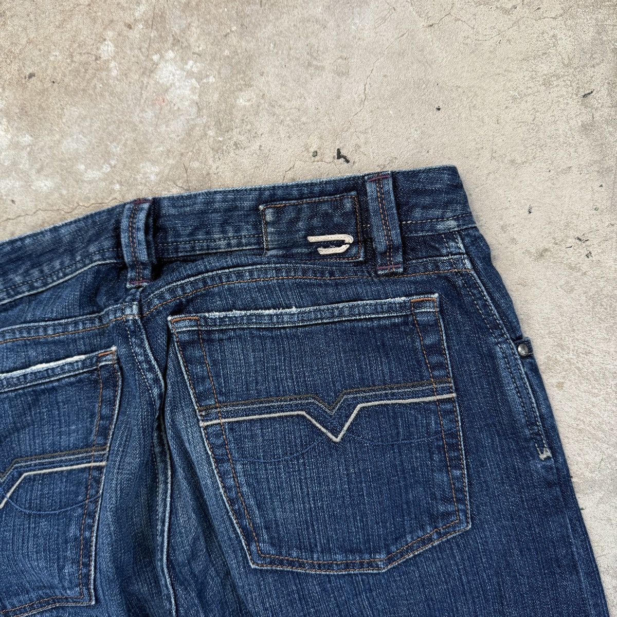 Diesel × Vintage Vintage Y2K Diesel Straight Fit Denim Size US 30 / EU 46 - 9 Thumbnail