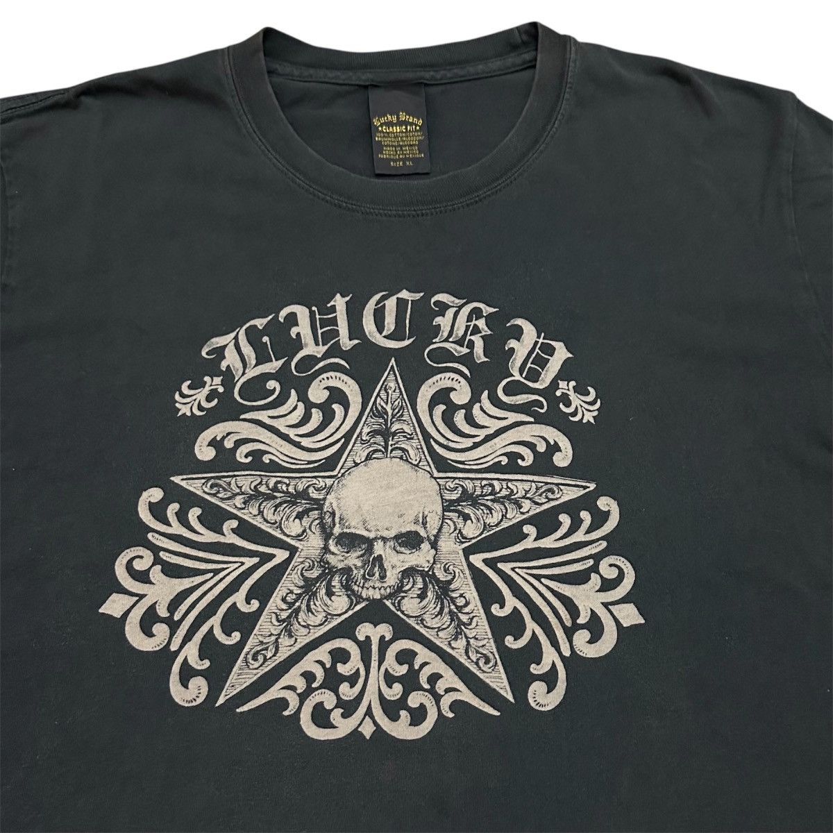 Lucky Brand (XL) Vintage Y2K Lucky Brand Skull Star Graphic Tee Shirt Size US XL / EU 56 / 4 - 2 Thumbnail