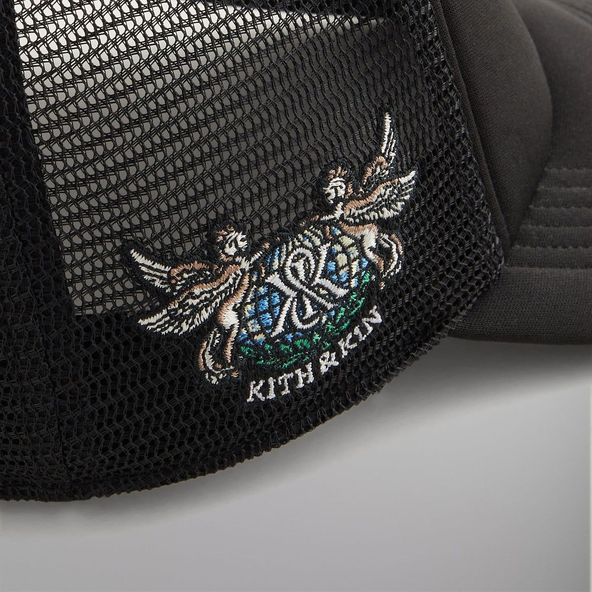 47 × Kith Kith & '47 New York Knicks Satin Franchise LS Trucker Hat Size ONE SIZE - 6 Thumbnail